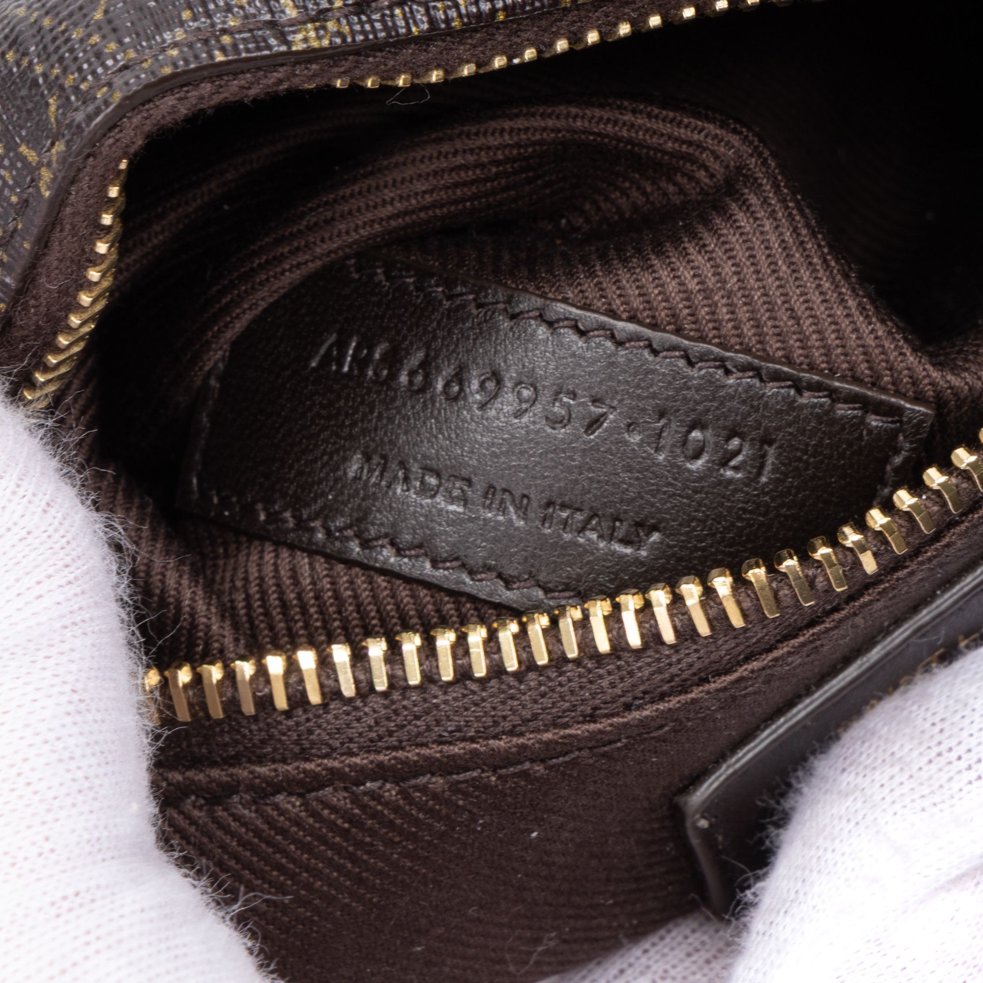 Yves Saint Laurent Camera Crossbody Size ONE SIZE - 11 Thumbnail
