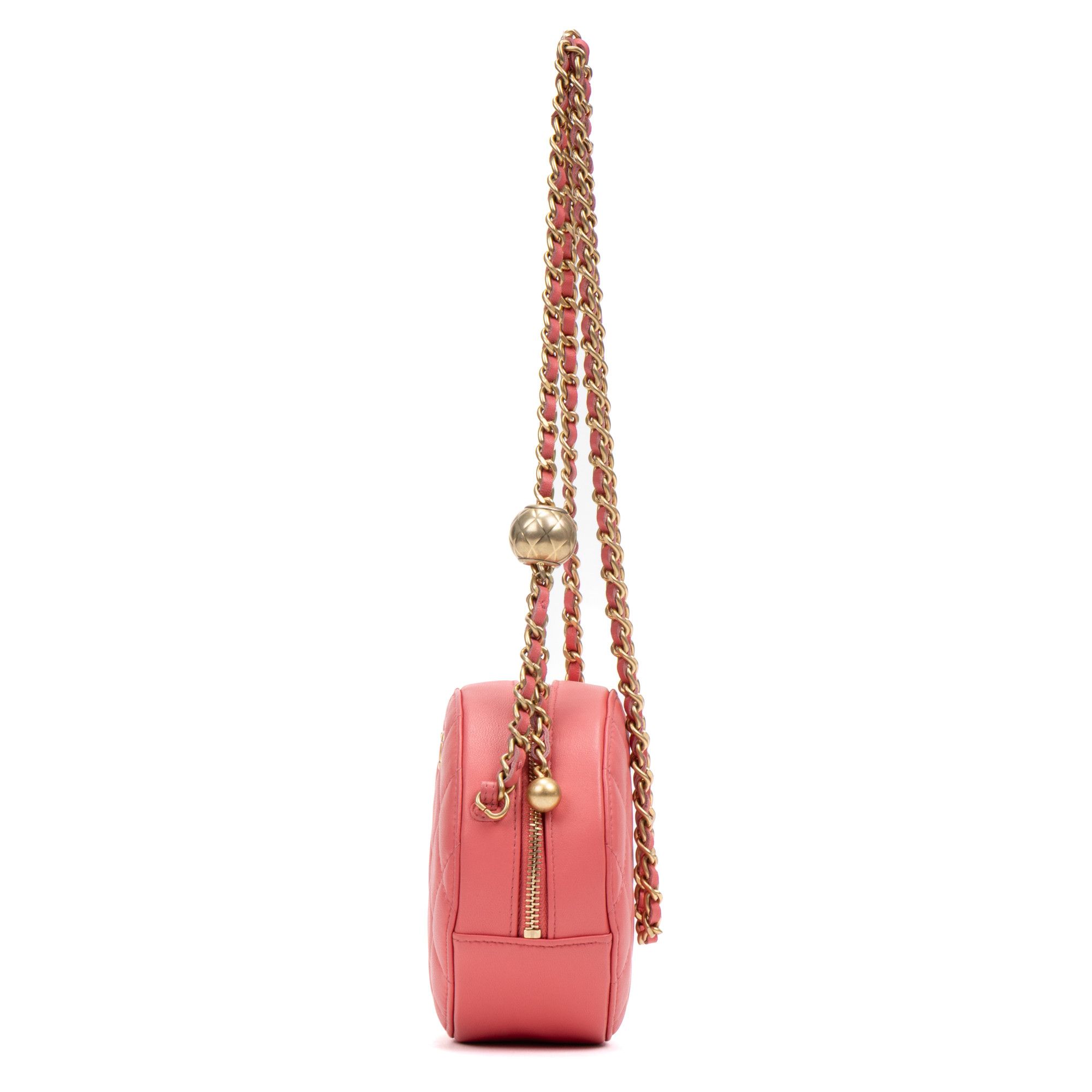 Chanel Pearl Crush Round Chain Clutch Mini Size ONE SIZE - 4 Thumbnail