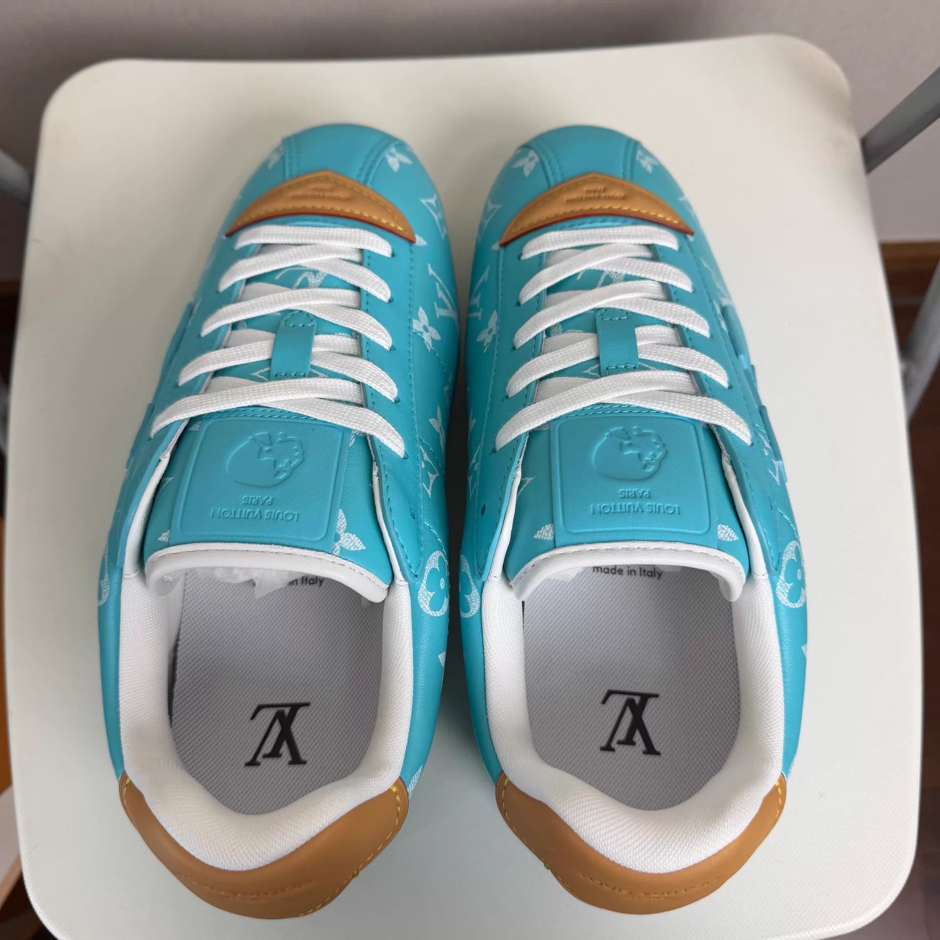 Louis Vuitton Blue Low-Top Sneakers with White Patterns - Size 9 Size US 9 / EU 42 - 4 Thumbnail