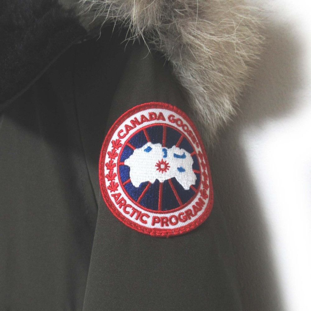 Canada Goose Canada Goose Canada Goose Bronte Coyote Fur Down Coat Fur Outerwear 2603JL DUTY FREE for USA Size ONE SIZE - 6 Thumbnail