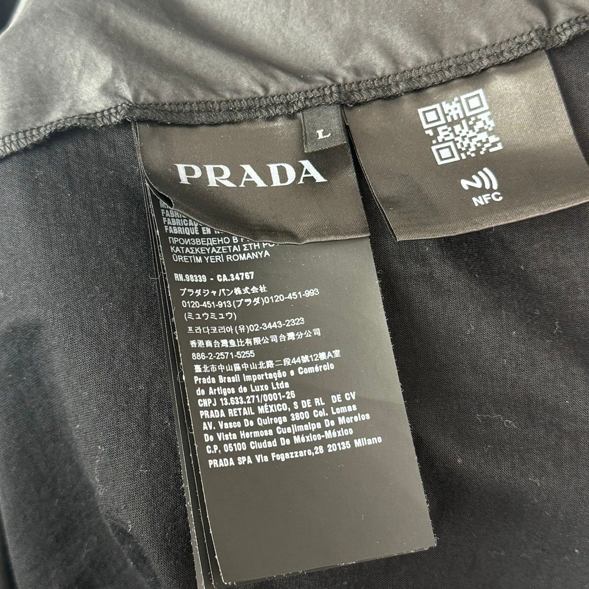 Prada Prada Black Short-Sleeve Top Size M / US 6-8 / IT 42-44 - 7 Thumbnail