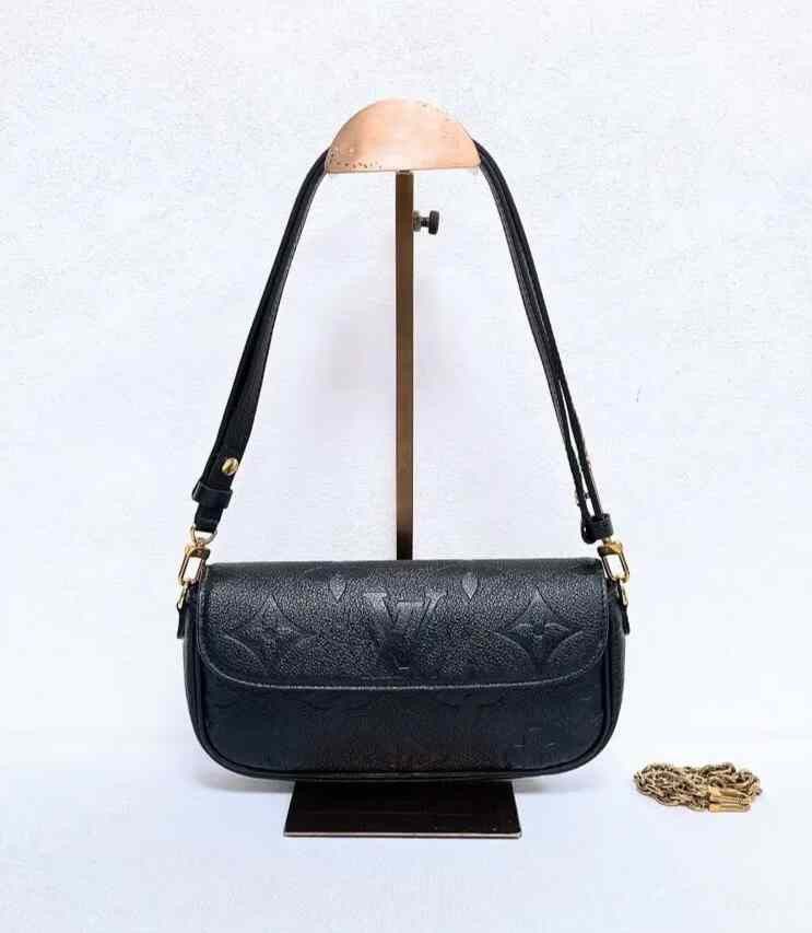 Louis Vuitton Louis Vuitton Ivy Woc Chain Bag Size ONE SIZE - 2 Thumbnail