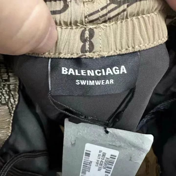 Balenciaga Balenciaga Lock Buckle Print Shorts XS Size 24" / US 00 / IT 34 - 2 Thumbnail