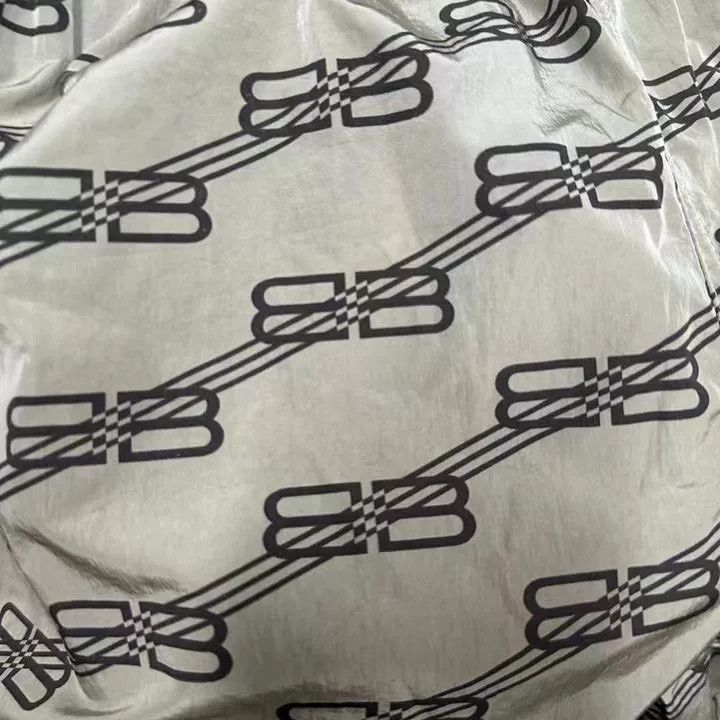 Balenciaga Balenciaga Lock Buckle Print Shorts XS Size 24" / US 00 / IT 34 - 3 Thumbnail