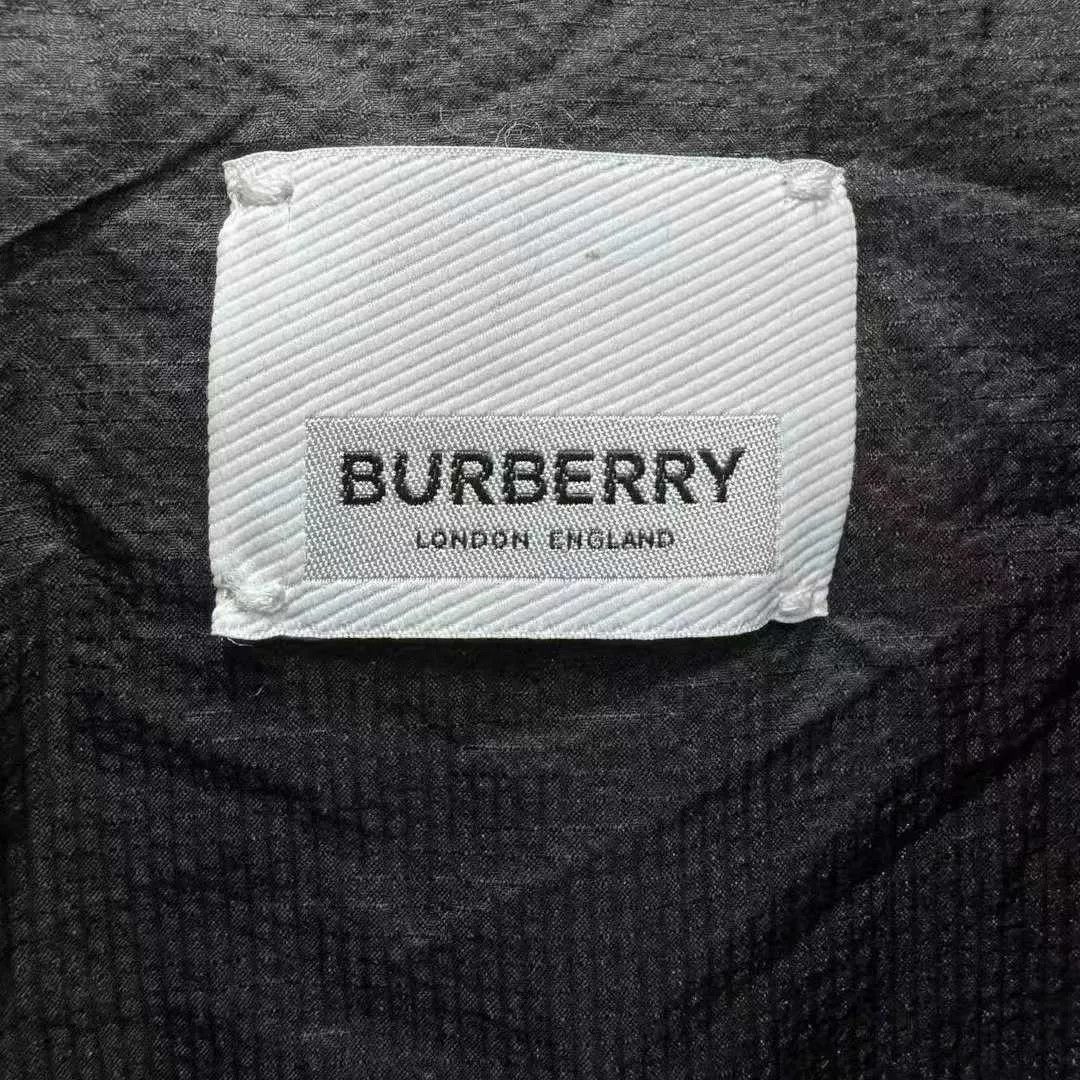 Burberry Burberry Teddy Puffer Jacket UK4 Size XXS / US 00 / IT 34 - 3 Thumbnail