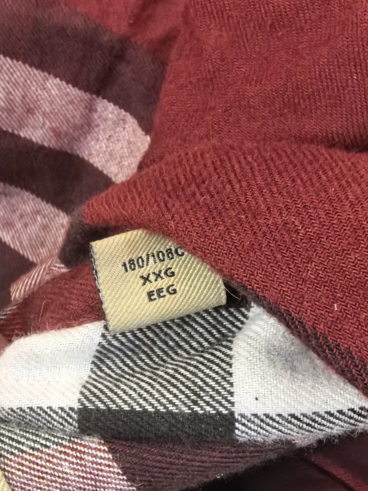 Burberry Burberry Men's Red Check Long-Sleeve Shirt Size US M / EU 48-50 / 2 - 4 Thumbnail