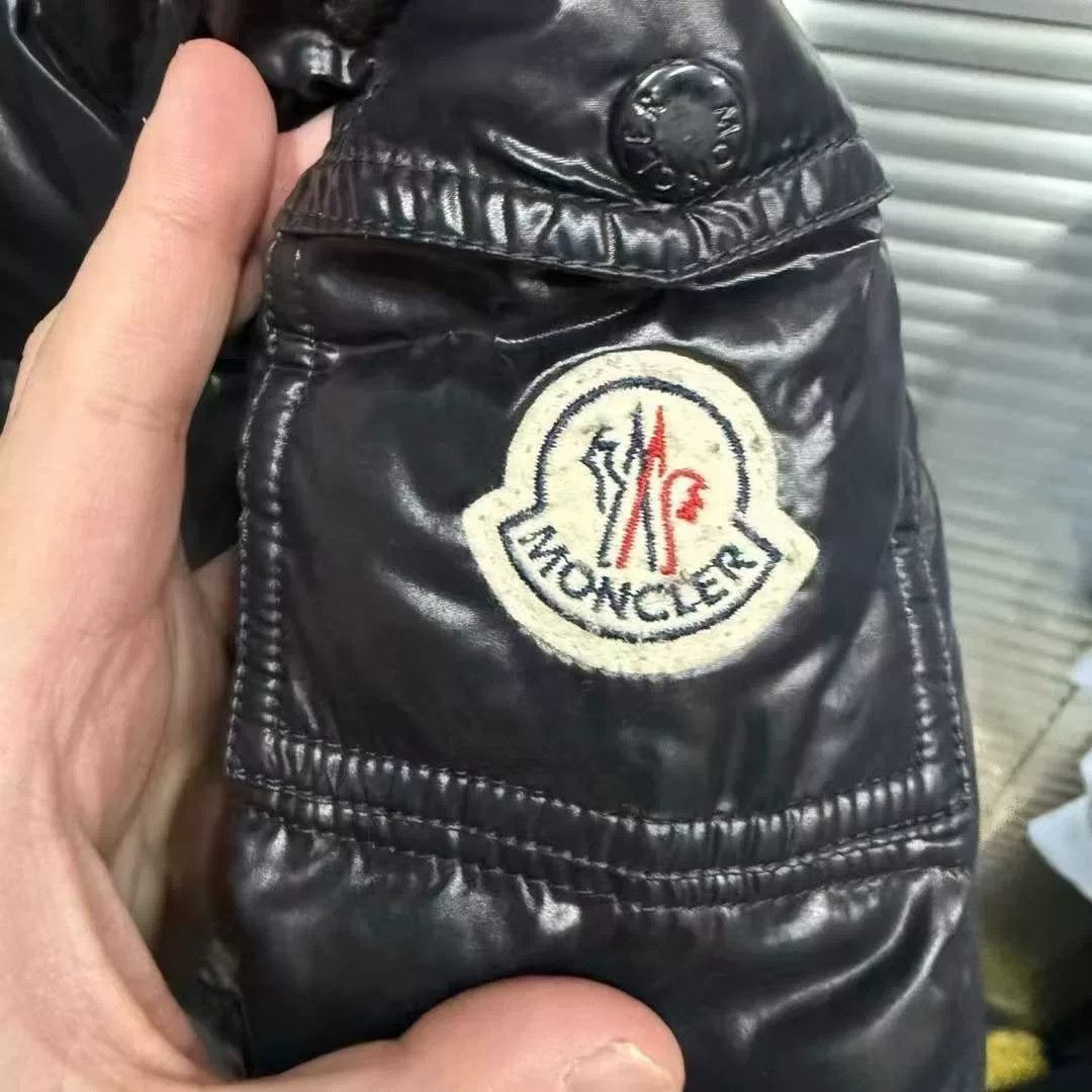 Moncler Moncler Bady Logo Down Jacket 00 Size S / US 4 / IT 40 - 2 Thumbnail