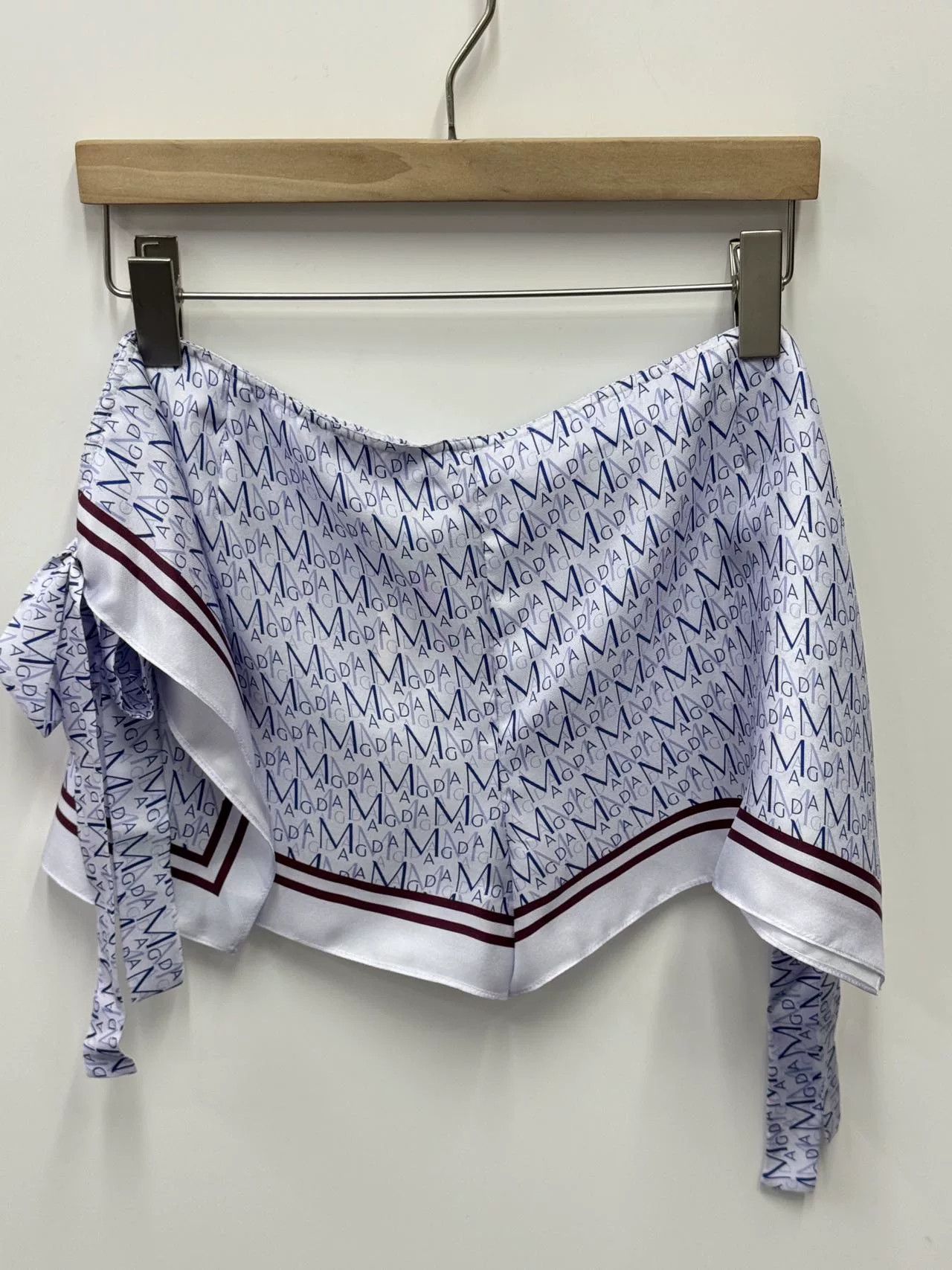 Magda Butrym Magda Butrym Silk Beach Shorts Size 30" / US 8 / IT 44 - 3 Thumbnail