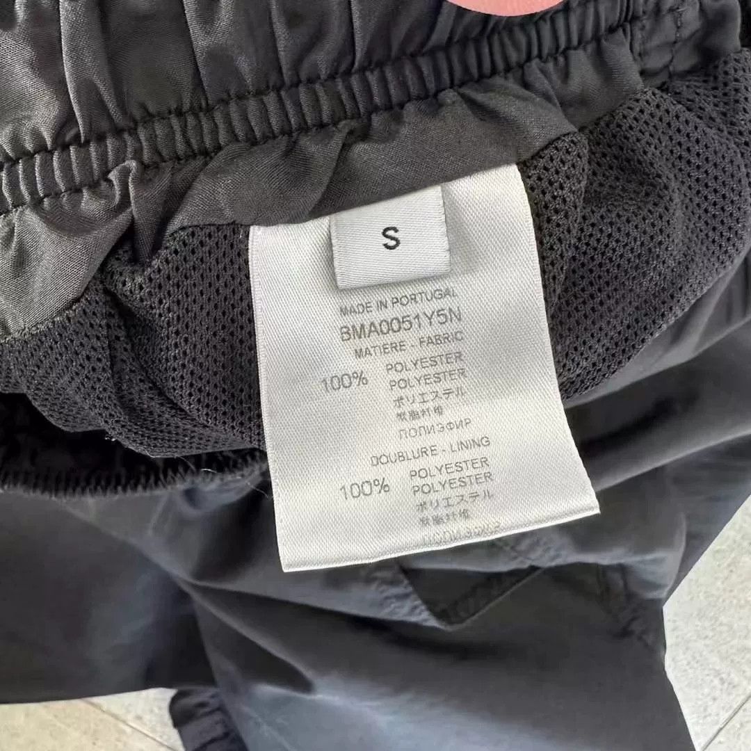 Givenchy Givenchy Small Logo Shorts Size US 26 / EU 42 - 4 Thumbnail