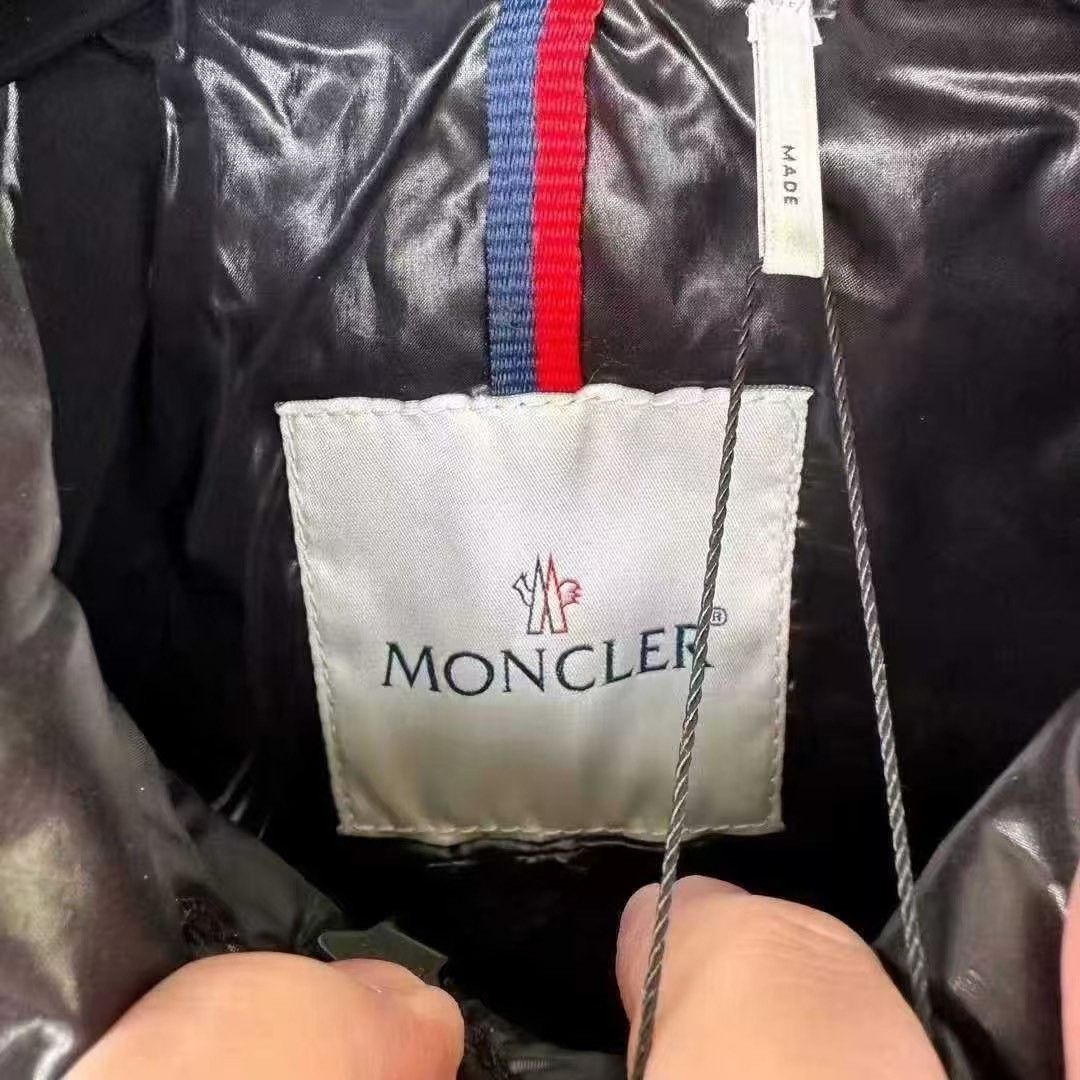 Moncler Moncler Sleeve Logo Down Jacket 0 Size XS / US 0-2 / IT 36-38 - 2 Thumbnail