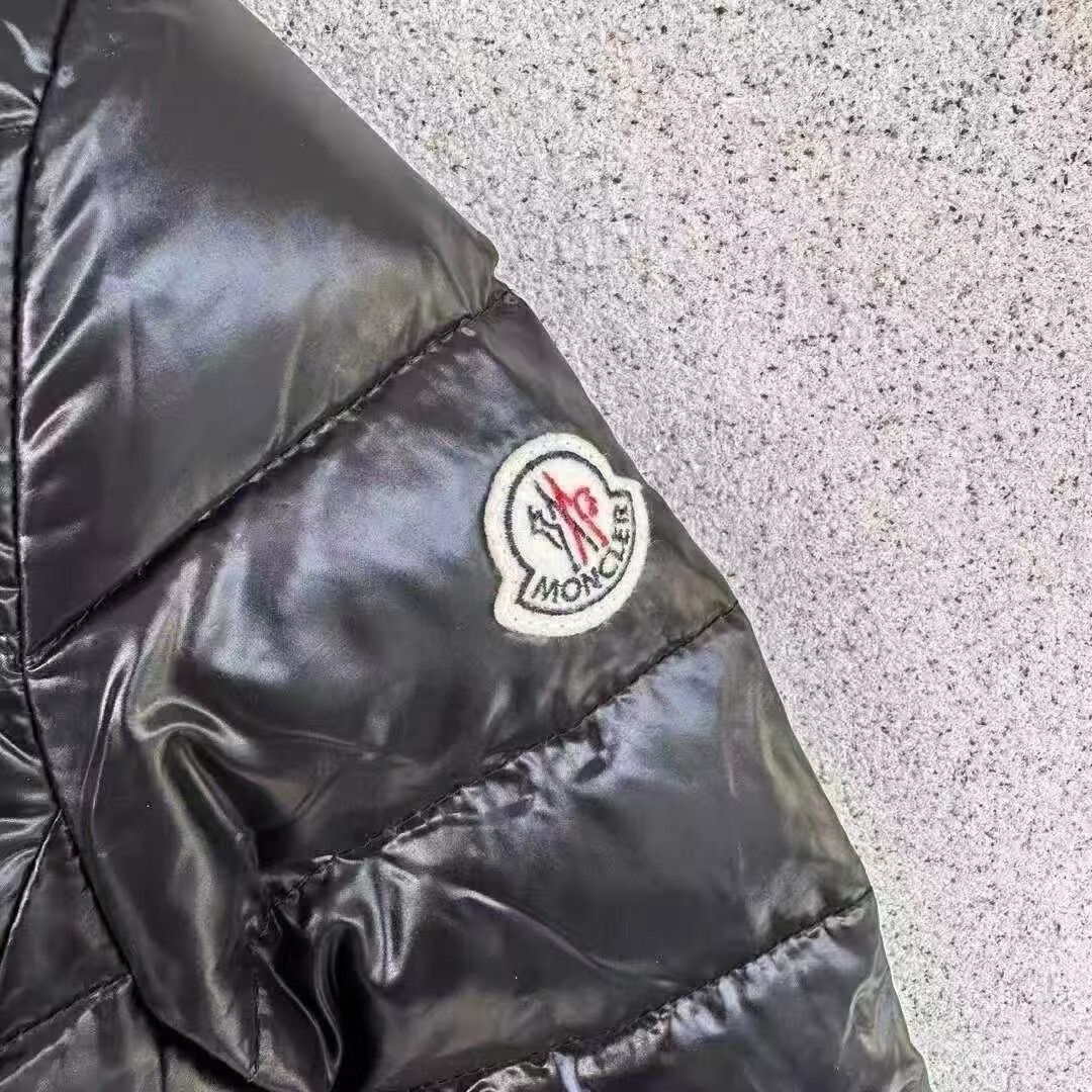 Moncler Moncler Sleeve Logo Down Jacket 0 Size XS / US 0-2 / IT 36-38 - 3 Thumbnail