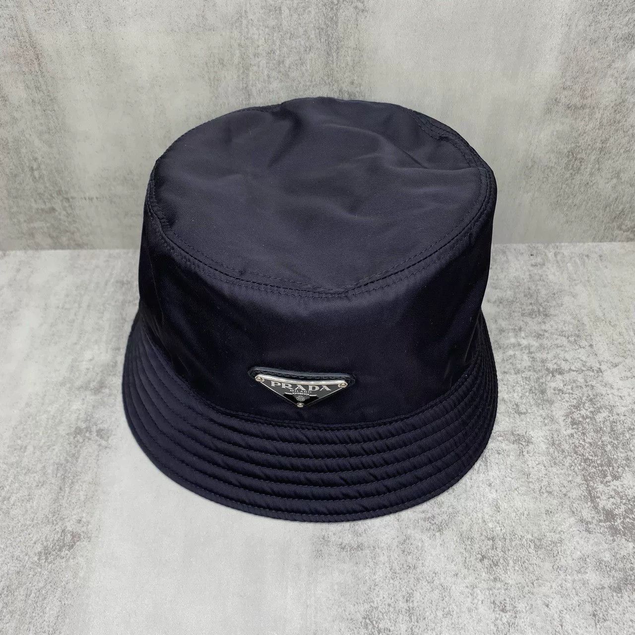 Prada Prada Black Bucket Hat Size ONE SIZE - 2 Thumbnail