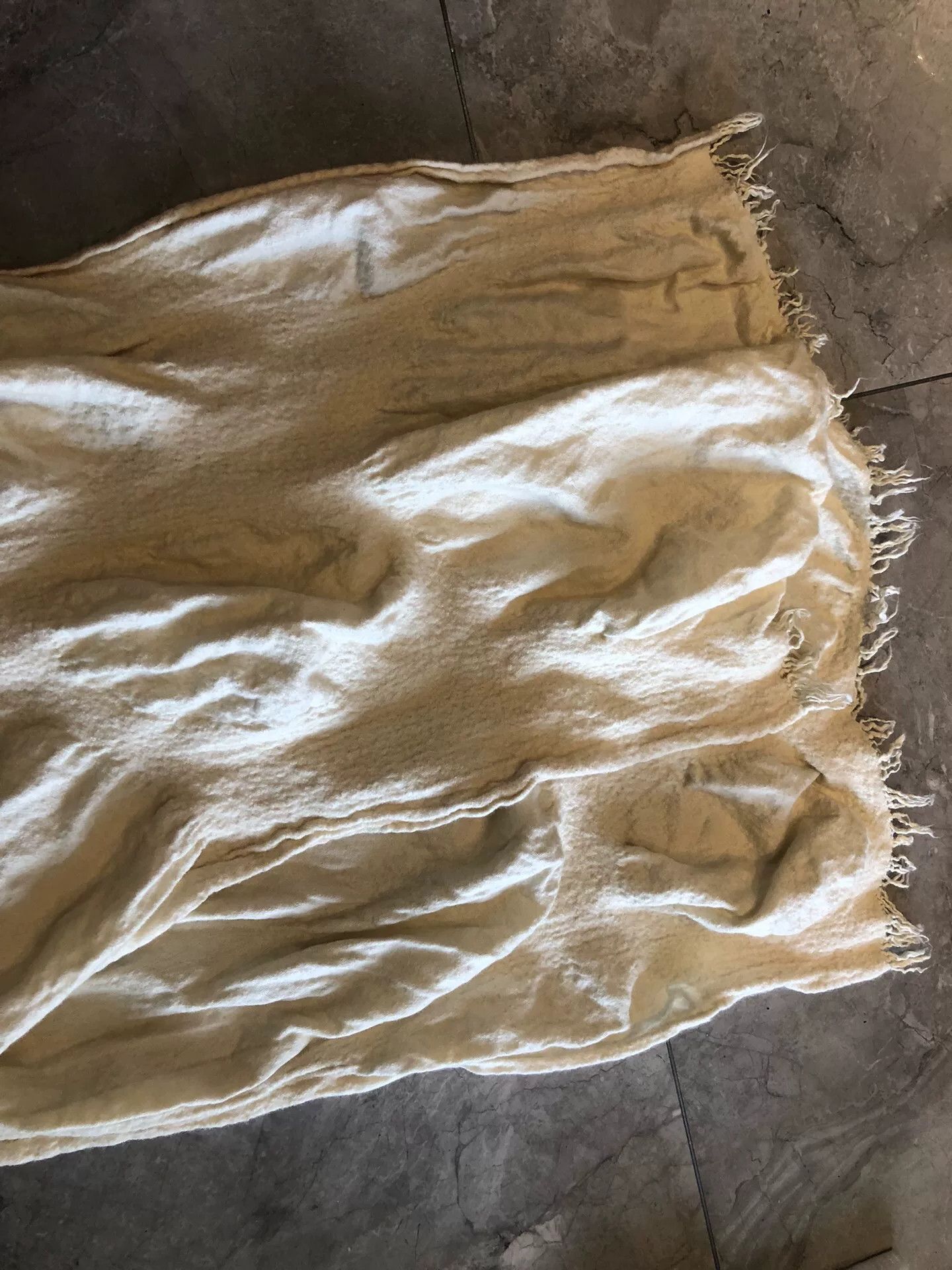 Hermes Hermes Limited Edition Cashmere Scarf Size ONE SIZE - 4 Thumbnail