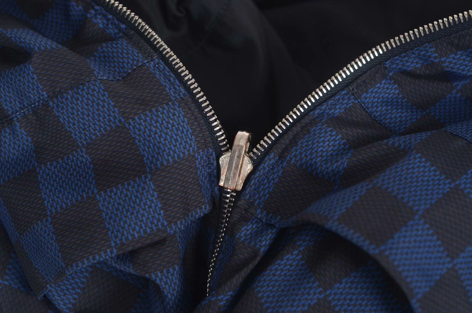 Louis Vuitton Louis Vuitton Checkerboard Hooded Jacket Size US M / EU 48-50 / 2 - 7 Thumbnail