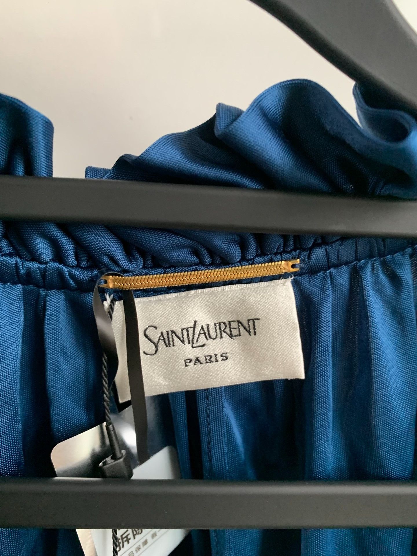 Saint Laurent Paris Saint Laurent Pleated Women's Top Size M / US 6-8 / IT 42-44 - 2 Thumbnail
