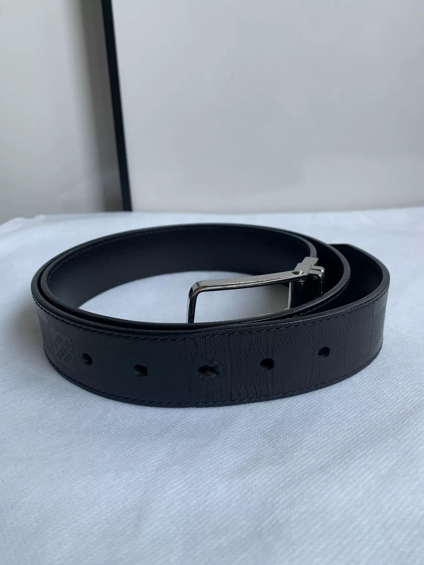 Louis Vuitton Louis Vuitton Black Checker Belt Size ONE SIZE - 5 Thumbnail