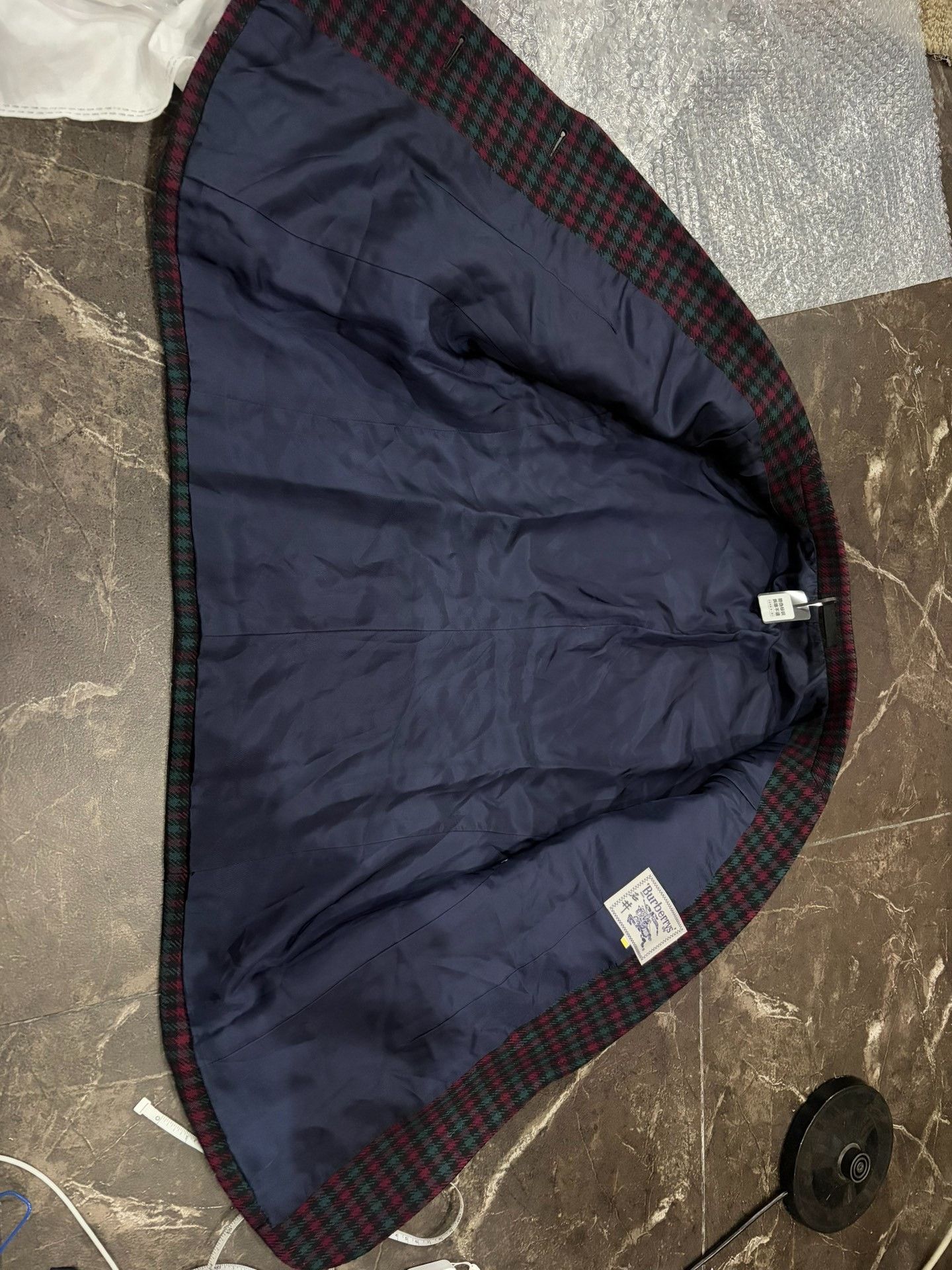 Burberry Burberry Badge Check Wool Blazer Size M / US 6-8 / IT 42-44 - 4 Thumbnail