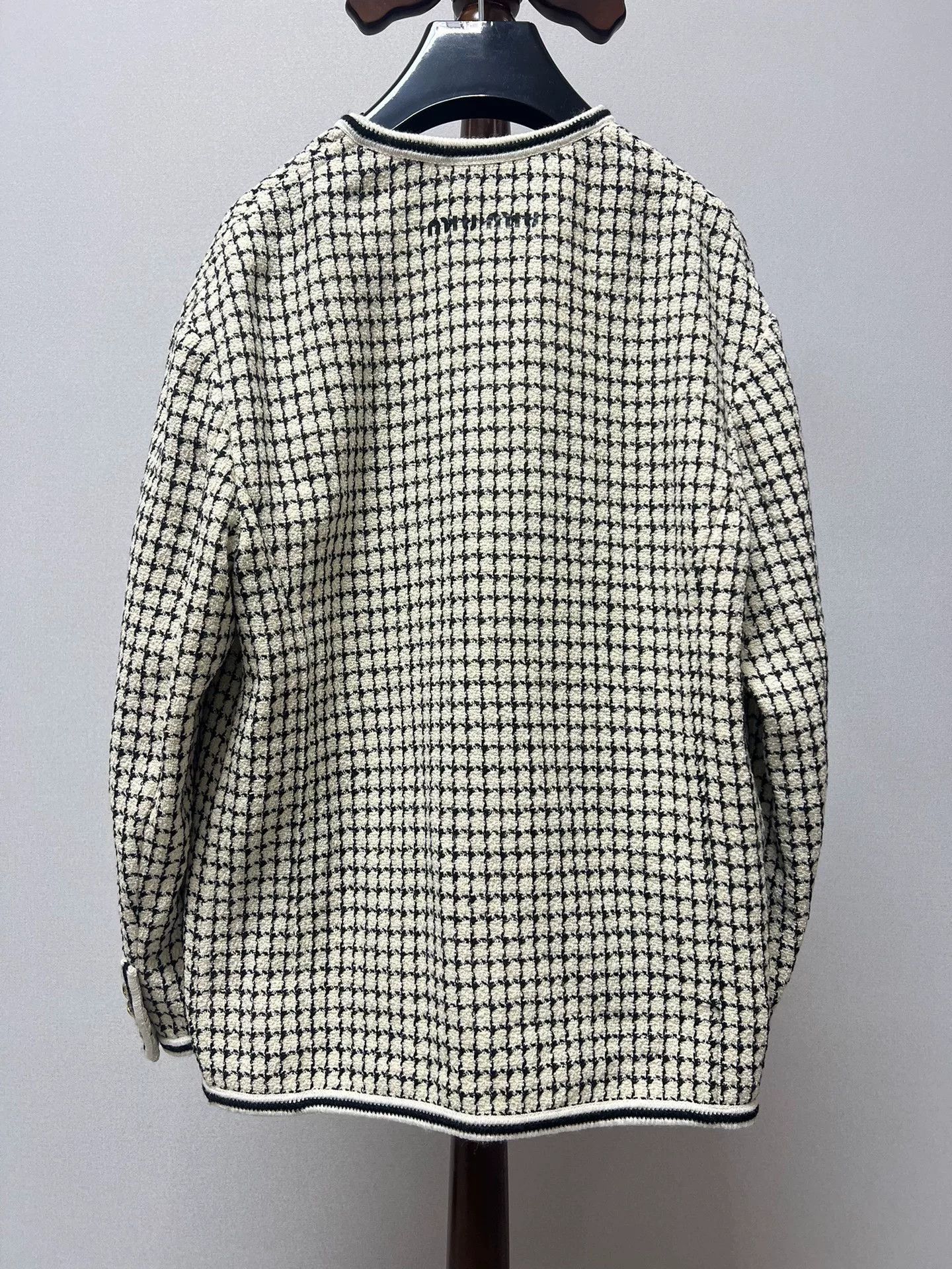 Miu Miu Miu Miu Tweed Logo Jacket Size M / US 6-8 / IT 42-44 - 2 Thumbnail