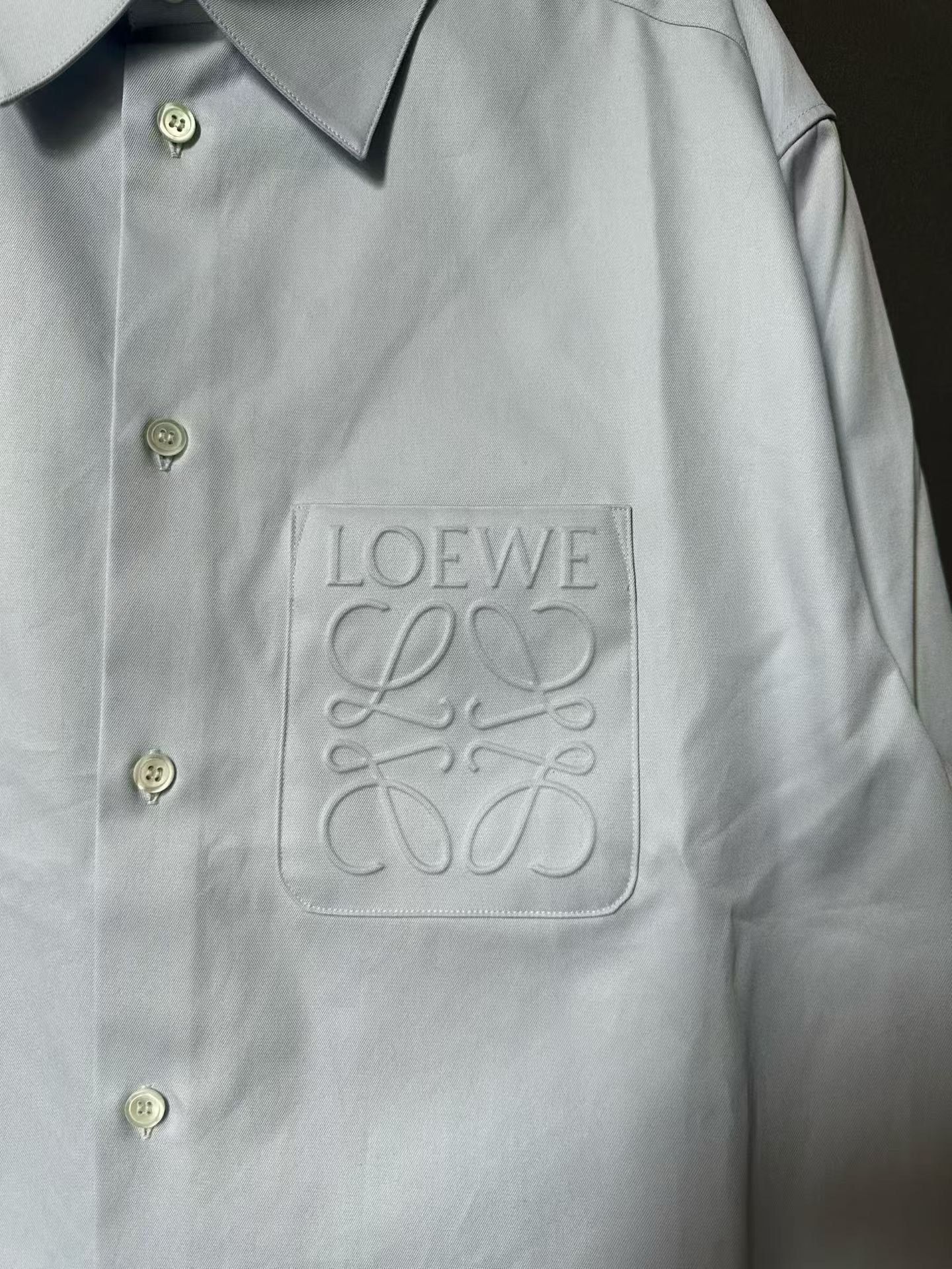 Loewe Loewe Embossed Logo Shirt Size US M / EU 48-50 / 2 - 5 Thumbnail
