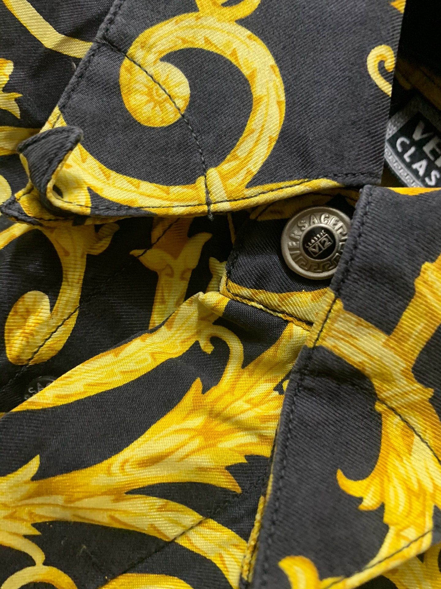 Versace Versace Vintage Men's Silk Shirt Size US M / EU 48-50 / 2 - 5 Thumbnail