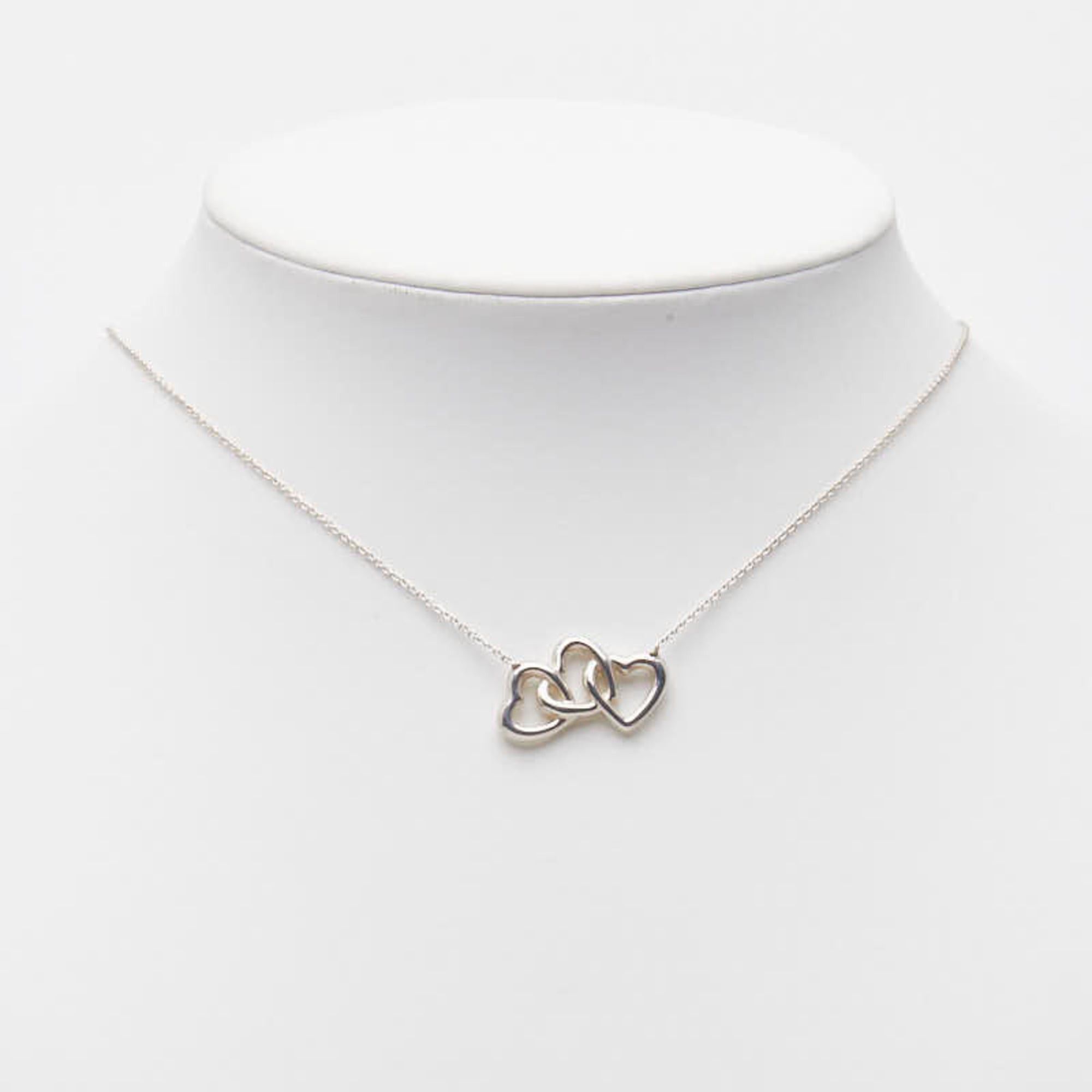 Tiffany & Co. Tiffany & Co. Triple Heart Necklace in 925 Sterling Silver for Women Size ONE SIZE - 7 Thumbnail
