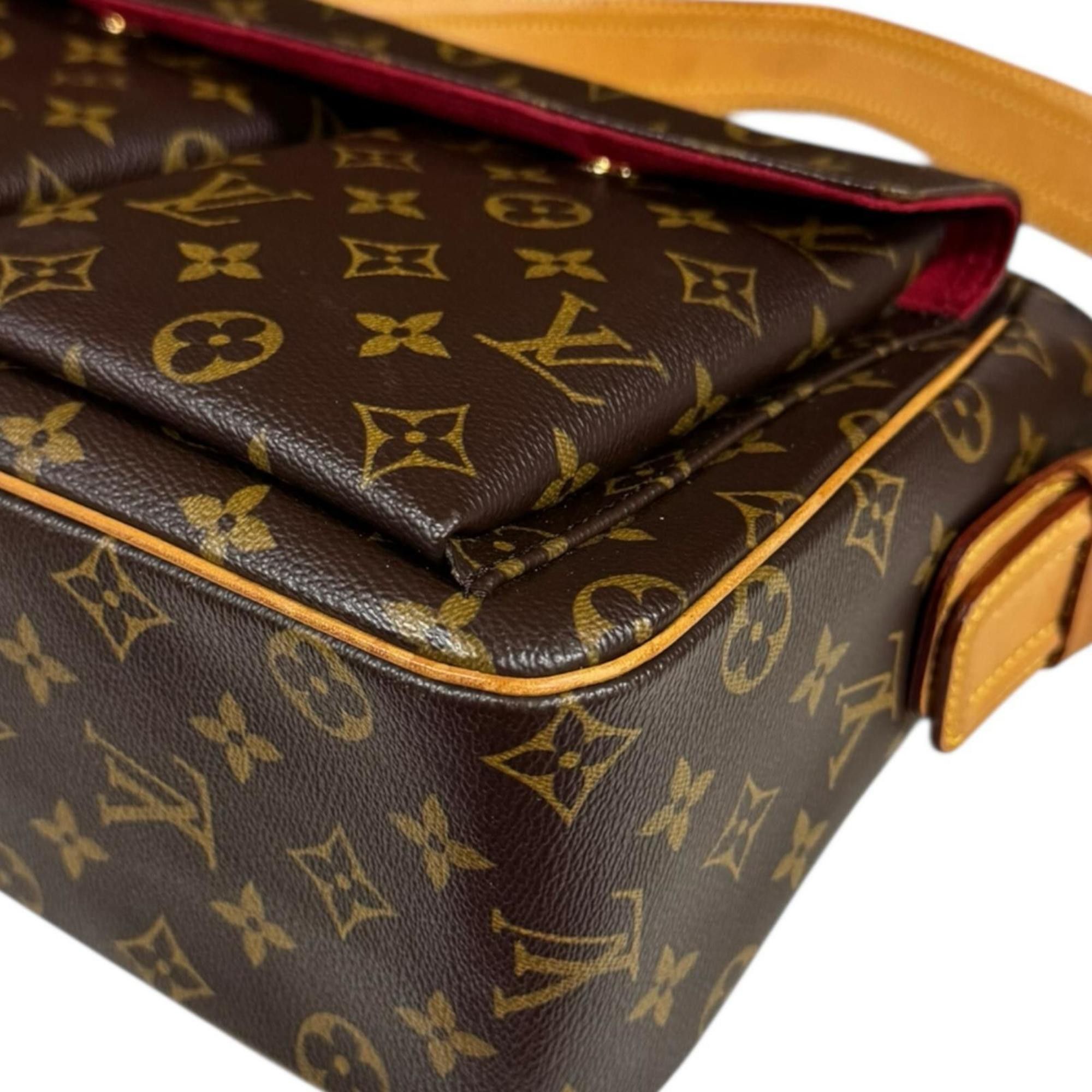 Louis Vuitton Pre-owned Louis Vuitton Viva Cite GM Monogram Shoulder Bag in Canvas (M51163) Brown. Women's. Size ONE SIZE - 9 Thumbnail