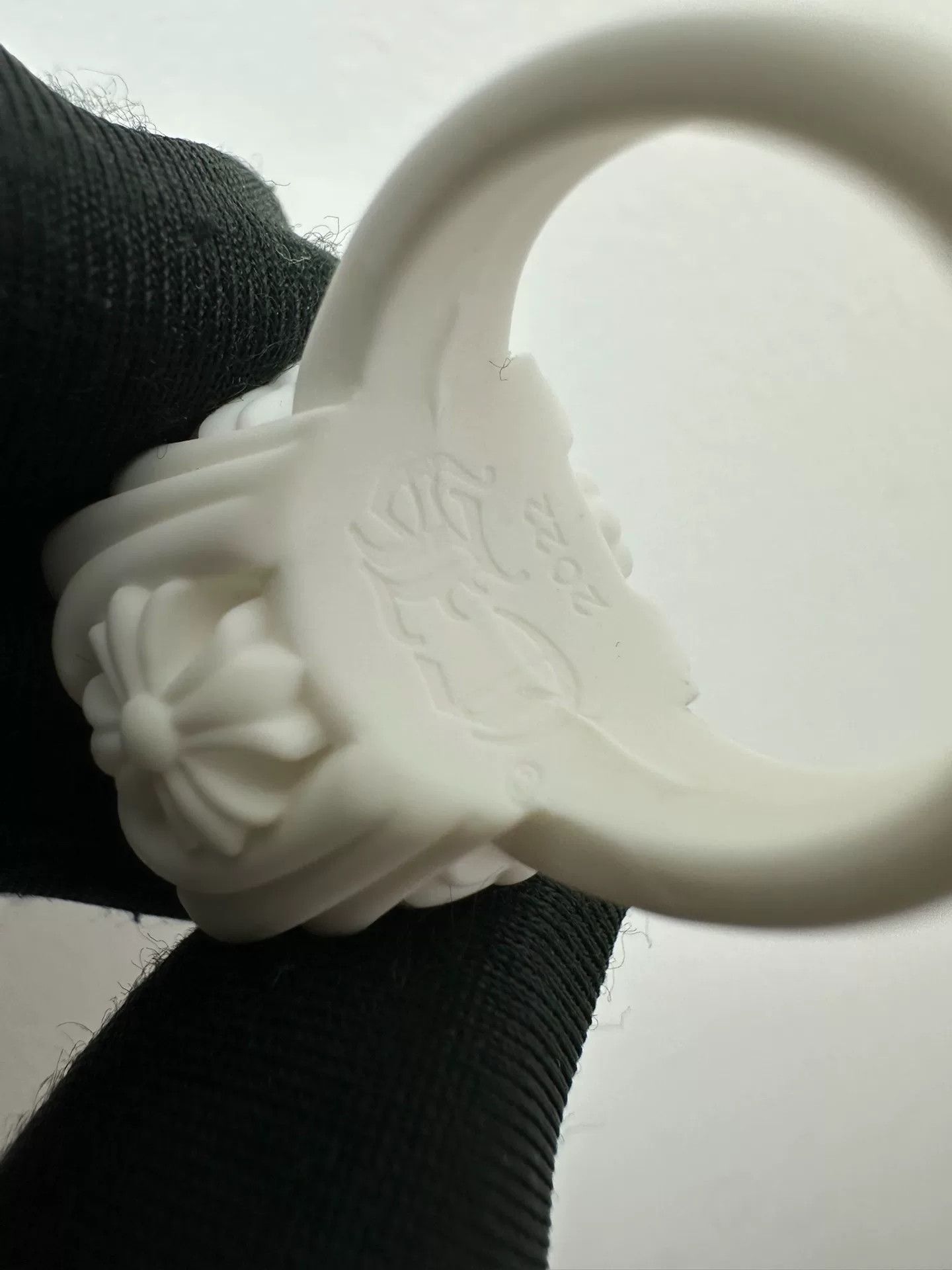Chrome Hearts Chrome Hearts White Silicone Cross Ring US6.5 Size ONE SIZE - 8 Thumbnail