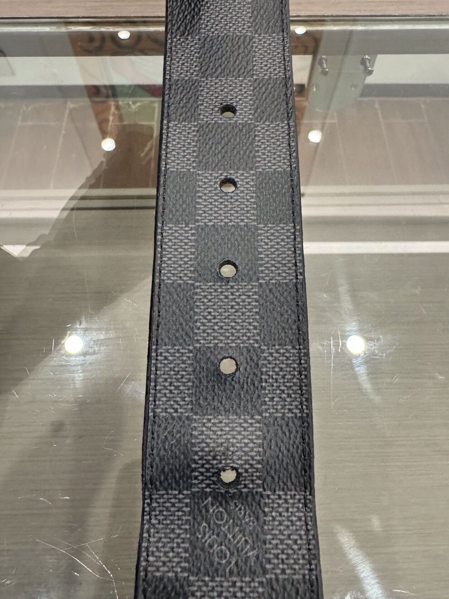 Louis Vuitton Louis Vuitton 4cm Checkerboard Belt Size ONE SIZE - 6 Thumbnail