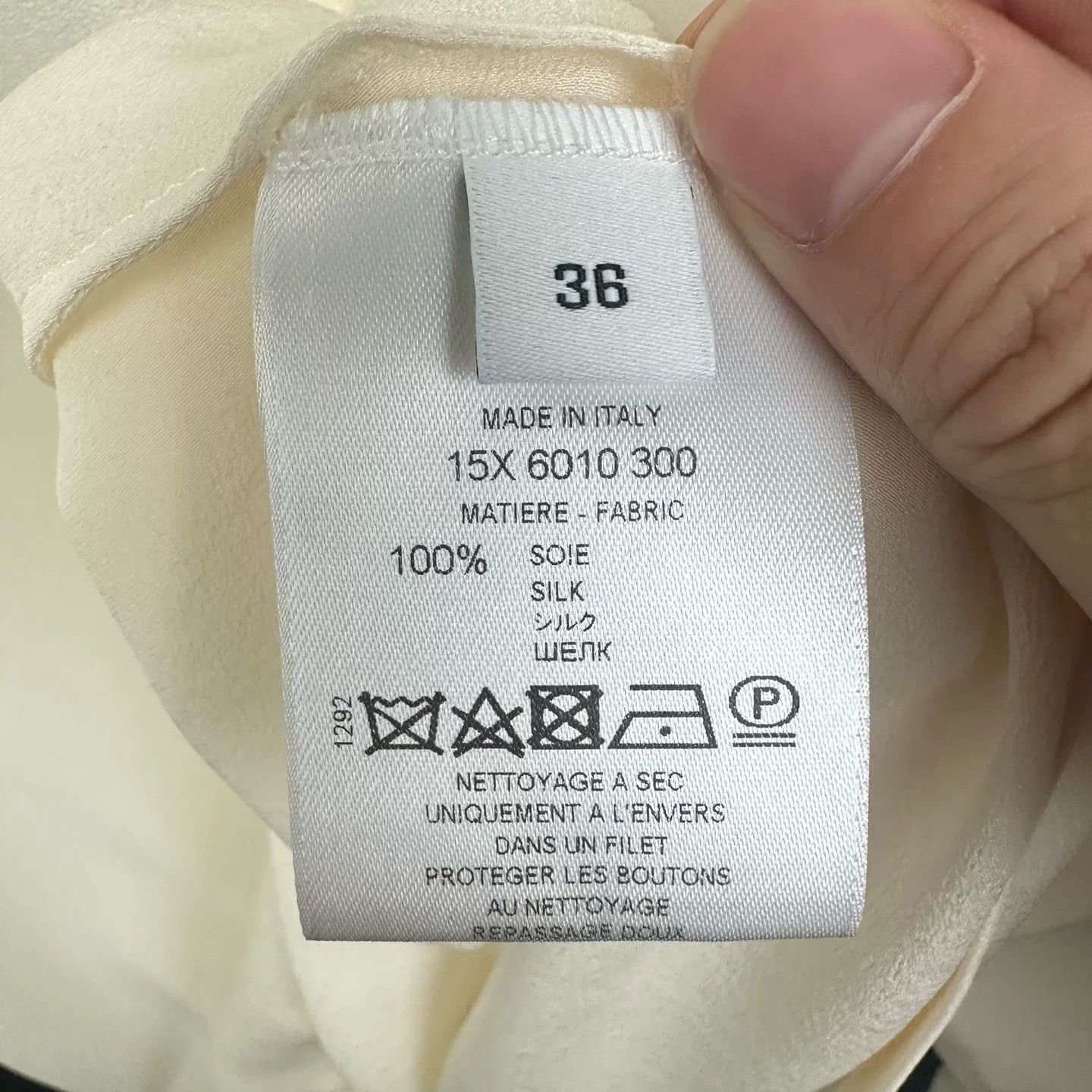 Givenchy Givenchy Silk Pearl Button Top Size XS / US 0-2 / IT 36-38 - 5 Thumbnail