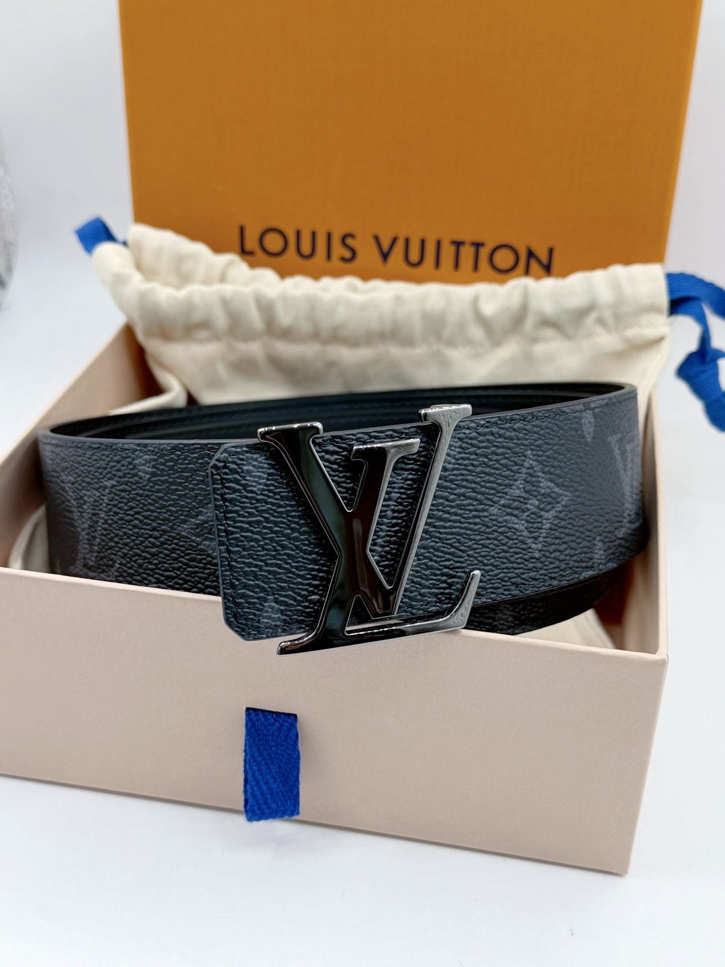 Louis Vuitton Louis Vuitton Men's Monogram IV Initiales Belt Size ONE SIZE - 2 Thumbnail