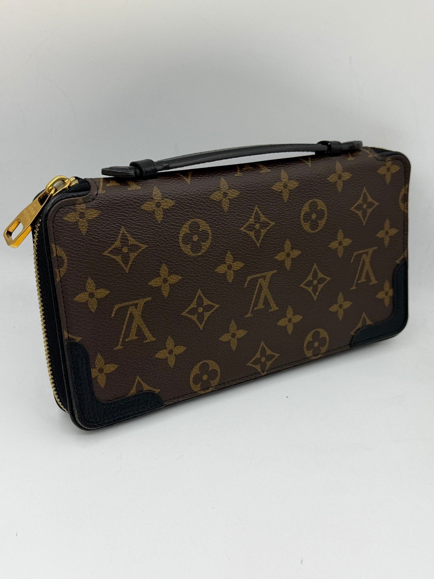 Louis Vuitton Louis Vuitton Long Wallet with Sub-pouch Size ONE SIZE - 2 Thumbnail