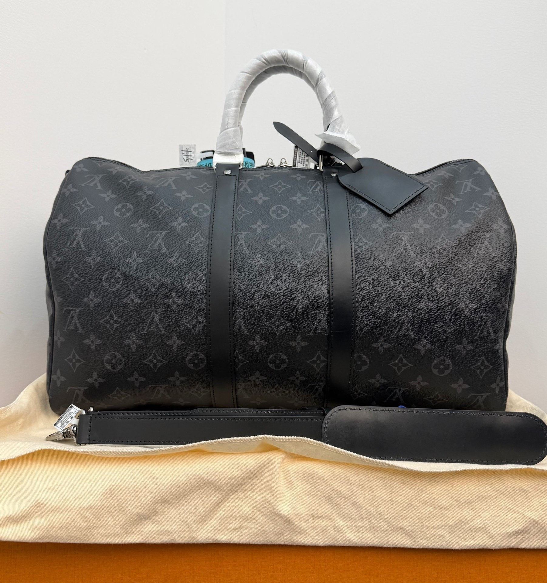 Louis Vuitton Louis Vuitton Keepall 45 Black Monogram Size ONE SIZE - 2 Thumbnail