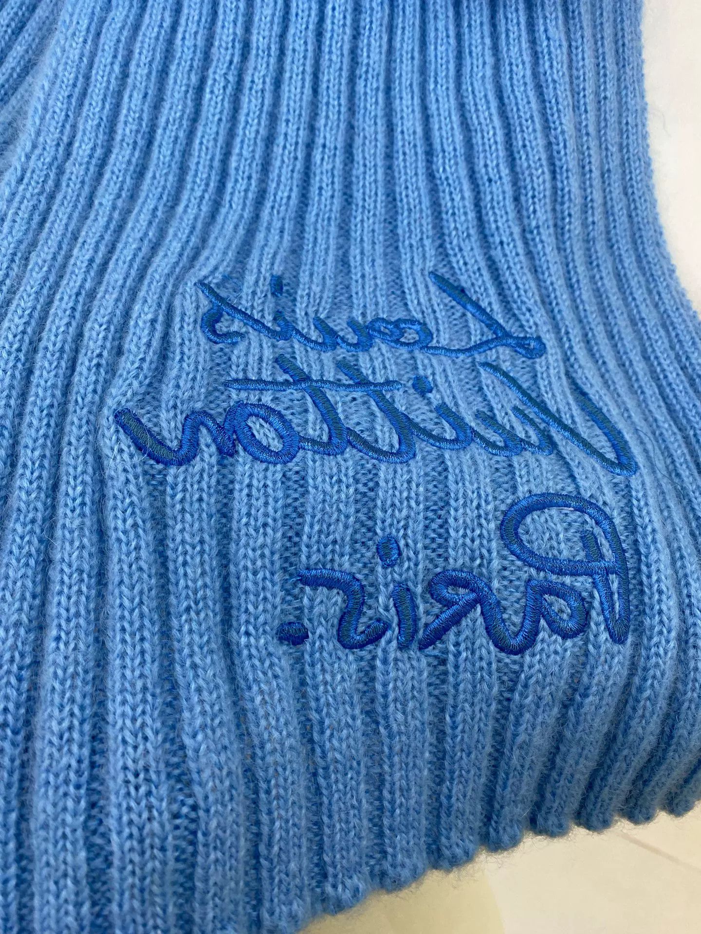Louis Vuitton Louis Vuitton Mohair Scarf Size ONE SIZE - 2 Thumbnail
