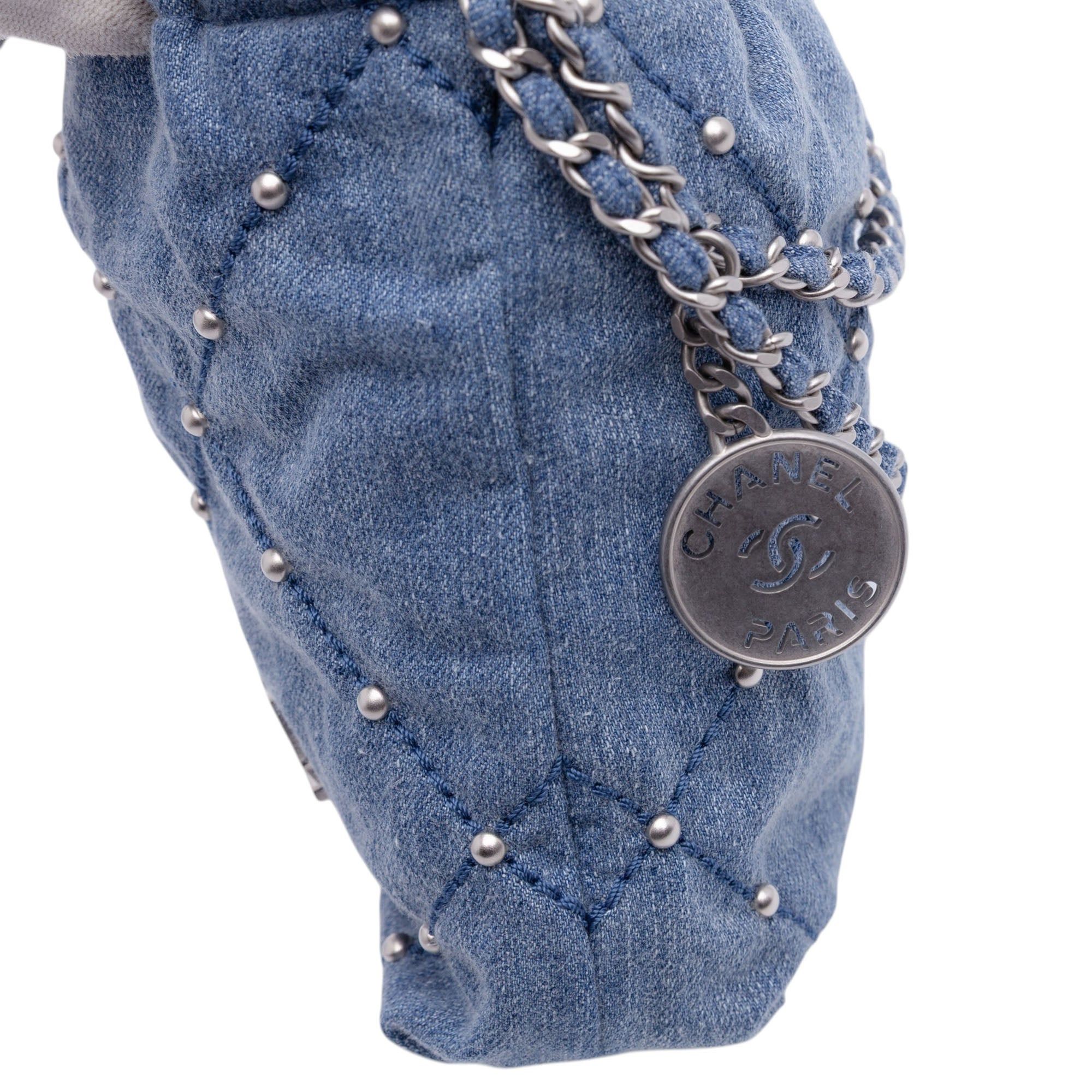Chanel Mini Denim Studded 22 Handbag Size ONE SIZE - 7 Thumbnail