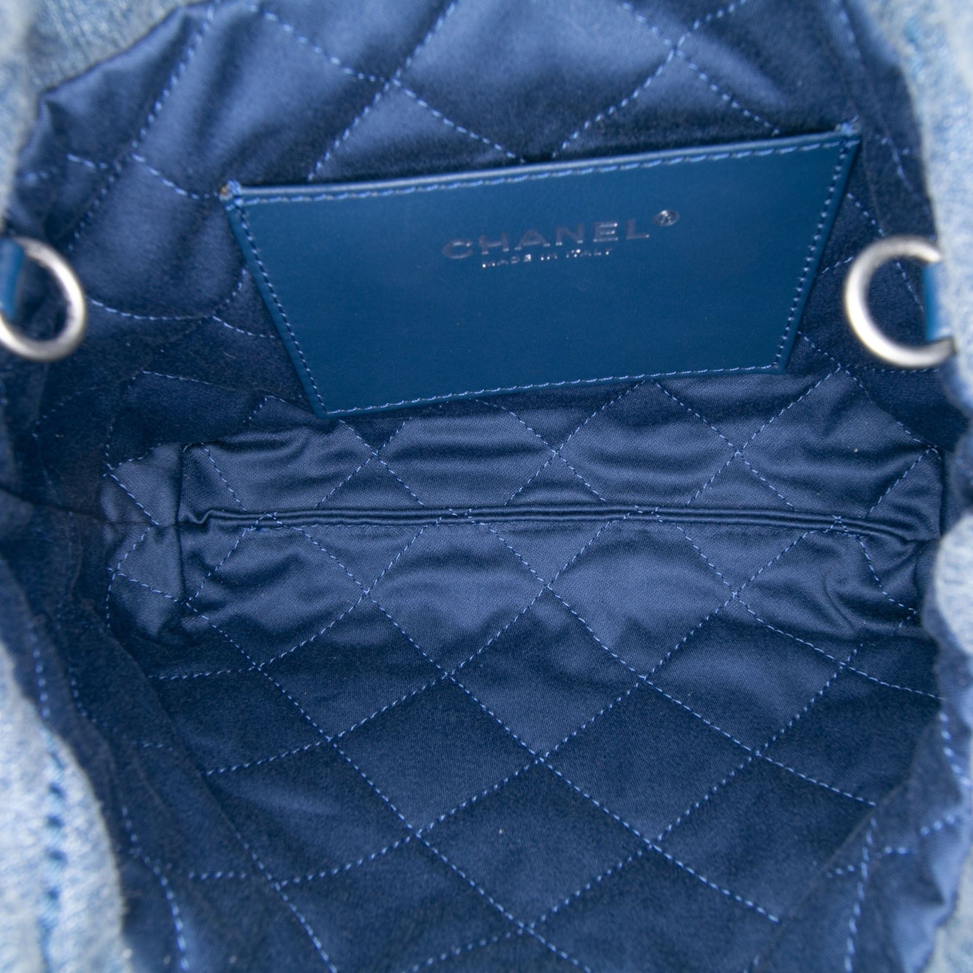 Chanel Mini Denim Studded 22 Handbag Size ONE SIZE - 4 Thumbnail