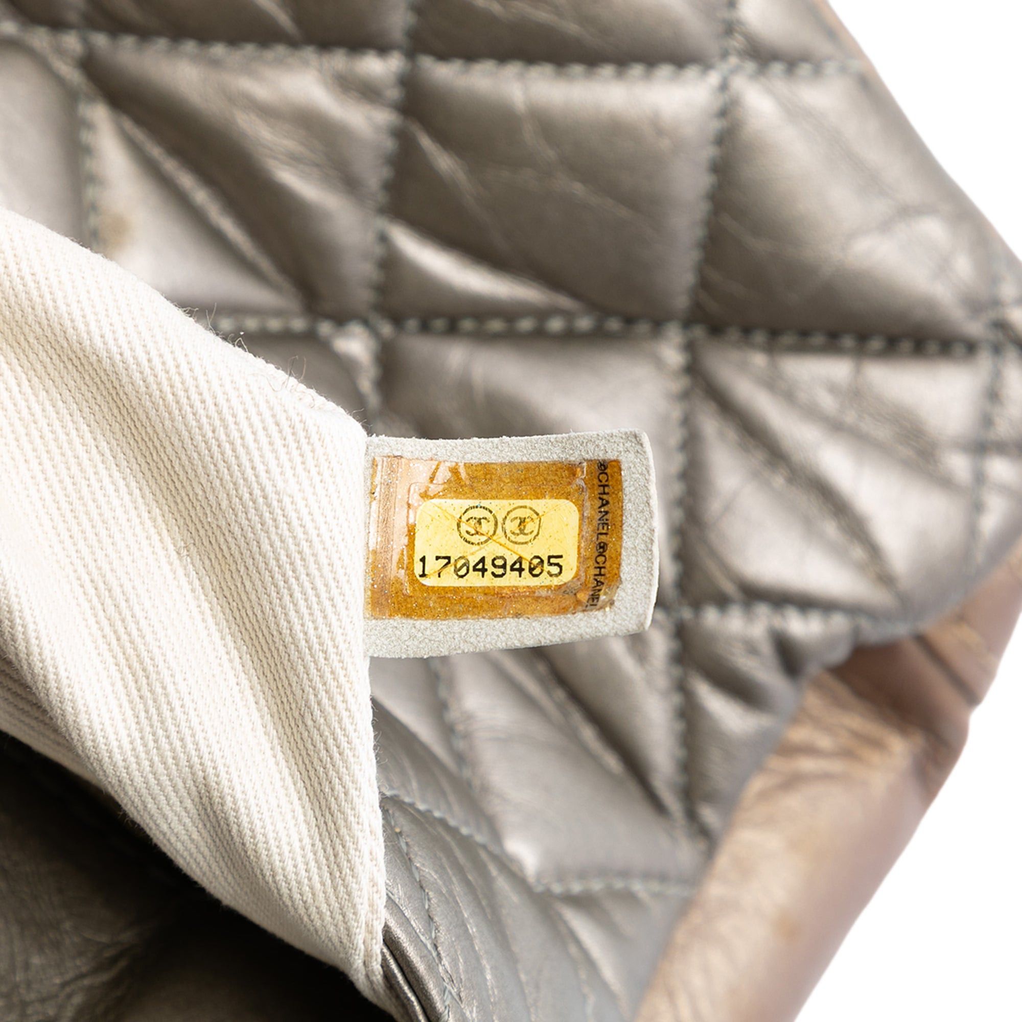 Chanel Small Bicolor Quilted Aged Calfskin Lady Pearly Flap Size ONE SIZE - 6 Thumbnail