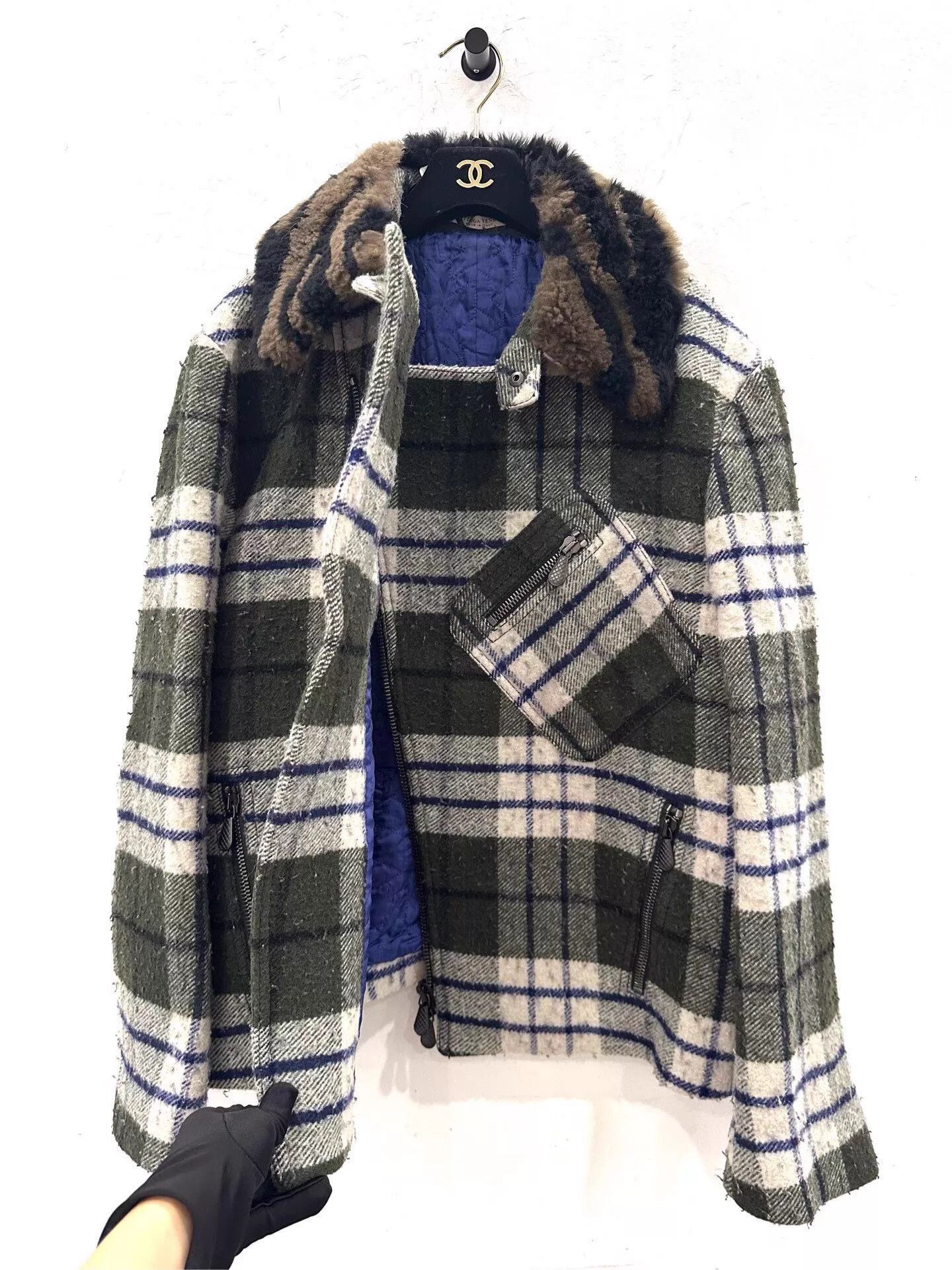Bottega Veneta Plaid Pattern Jacket with Faux Fur Collar Size US L / EU 52-54 / 3 - 4 Thumbnail