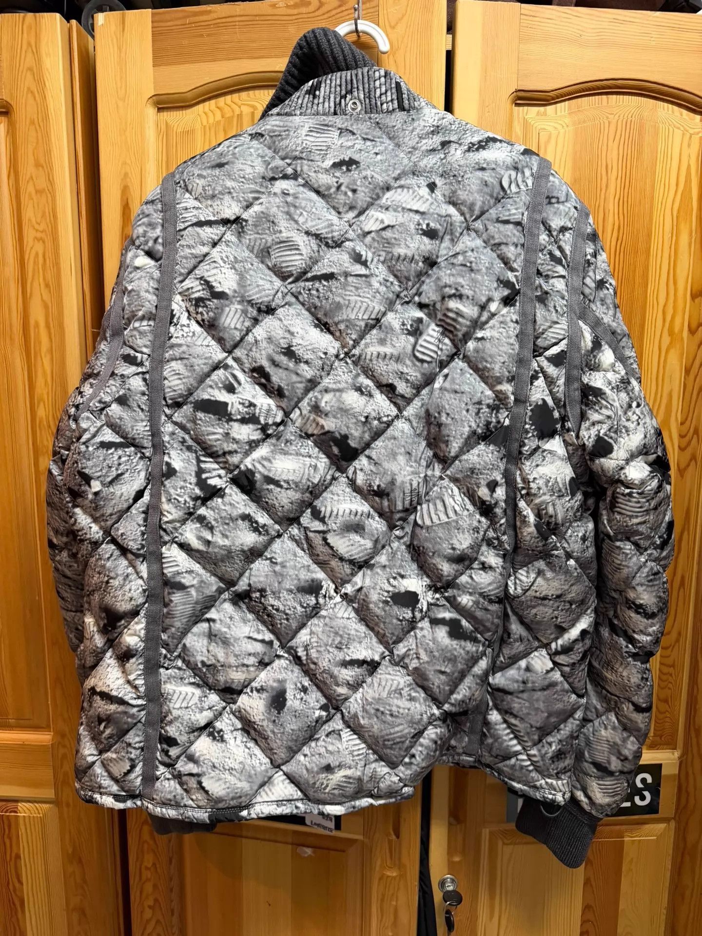 Moncler Silver Quilted Bomber Jacket XXL Size US XXL / EU 58 / 5 - 2 Thumbnail