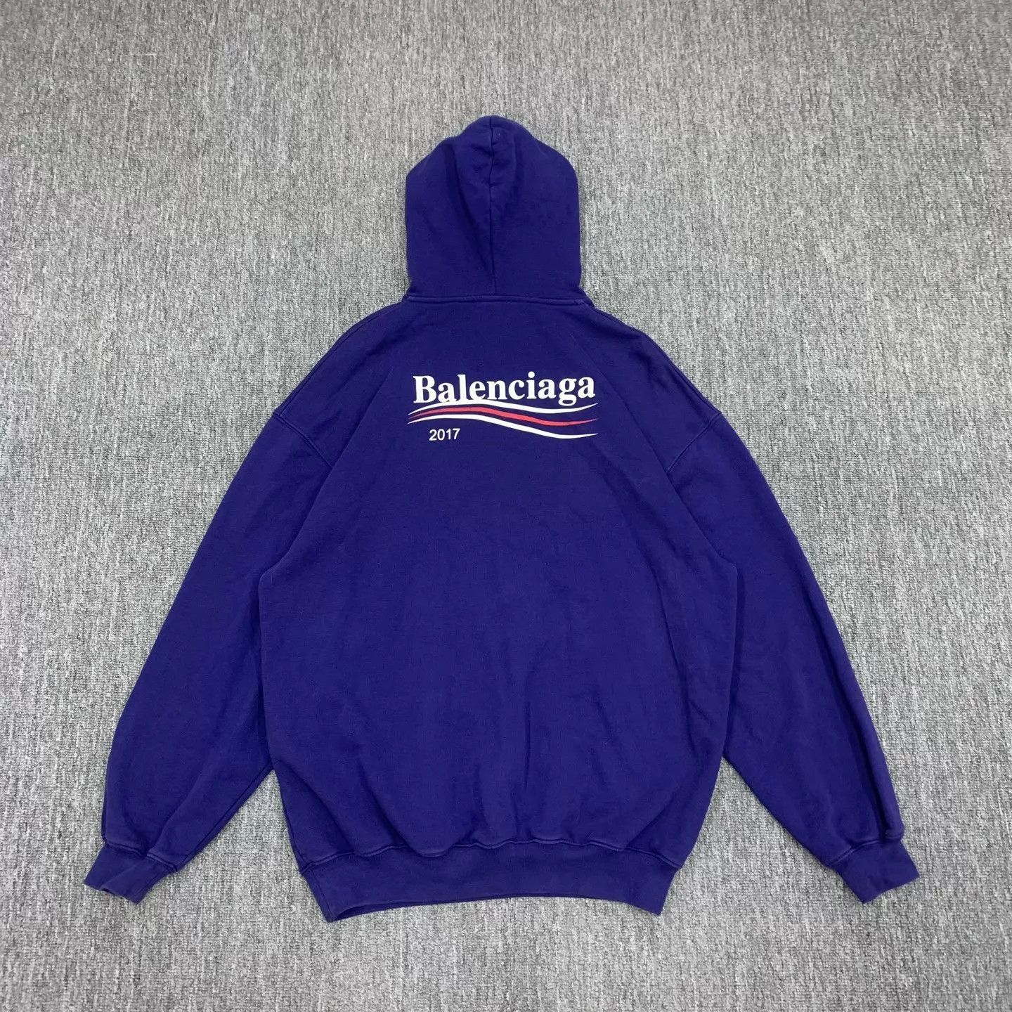 Balenciaga Purple Oversized Hoodie - Size XS Size US XS / EU 42 / 0 - 2 Thumbnail