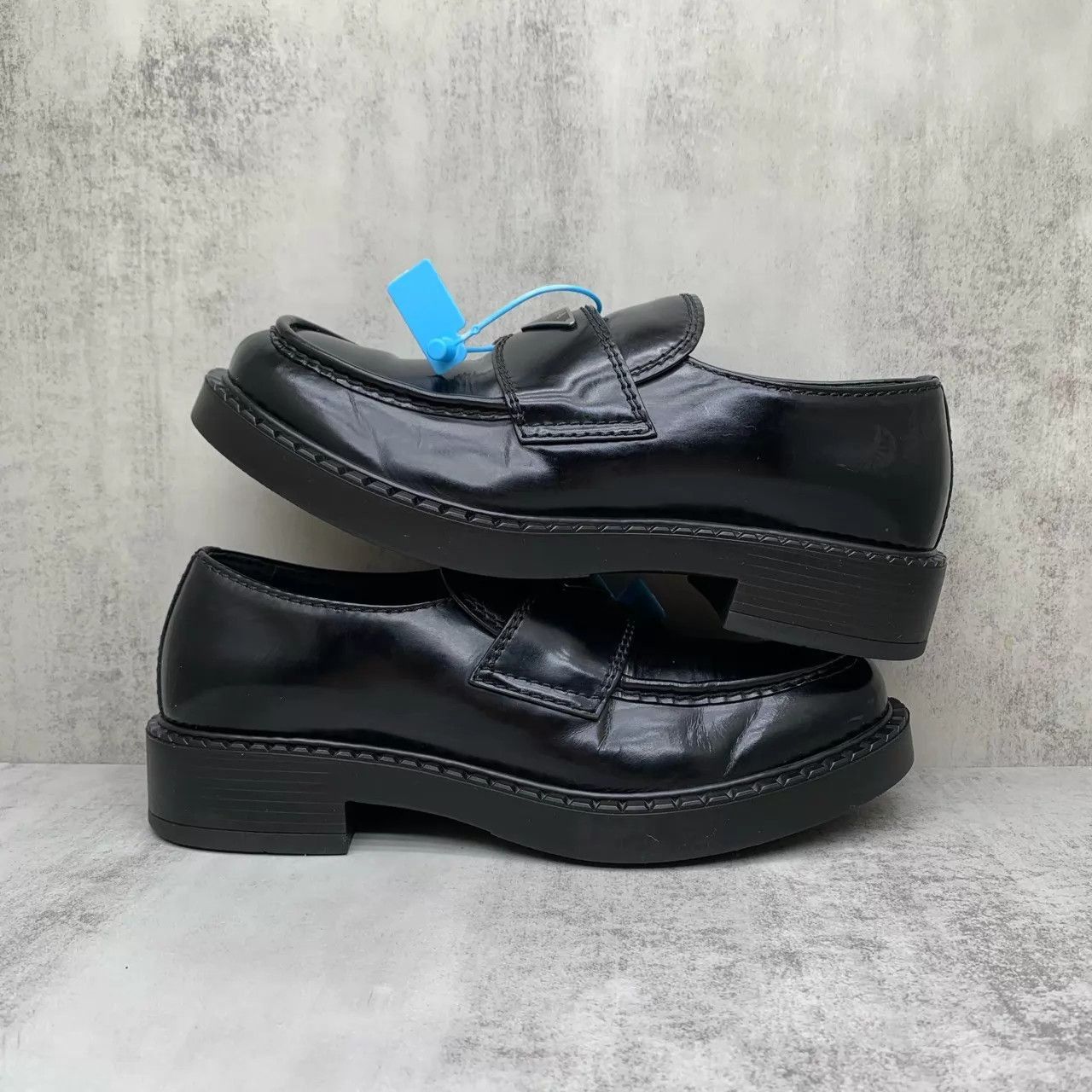 Prada Black Leather Slip-On Loafers Size 8 Size US 8 / EU 41 - 2 Thumbnail