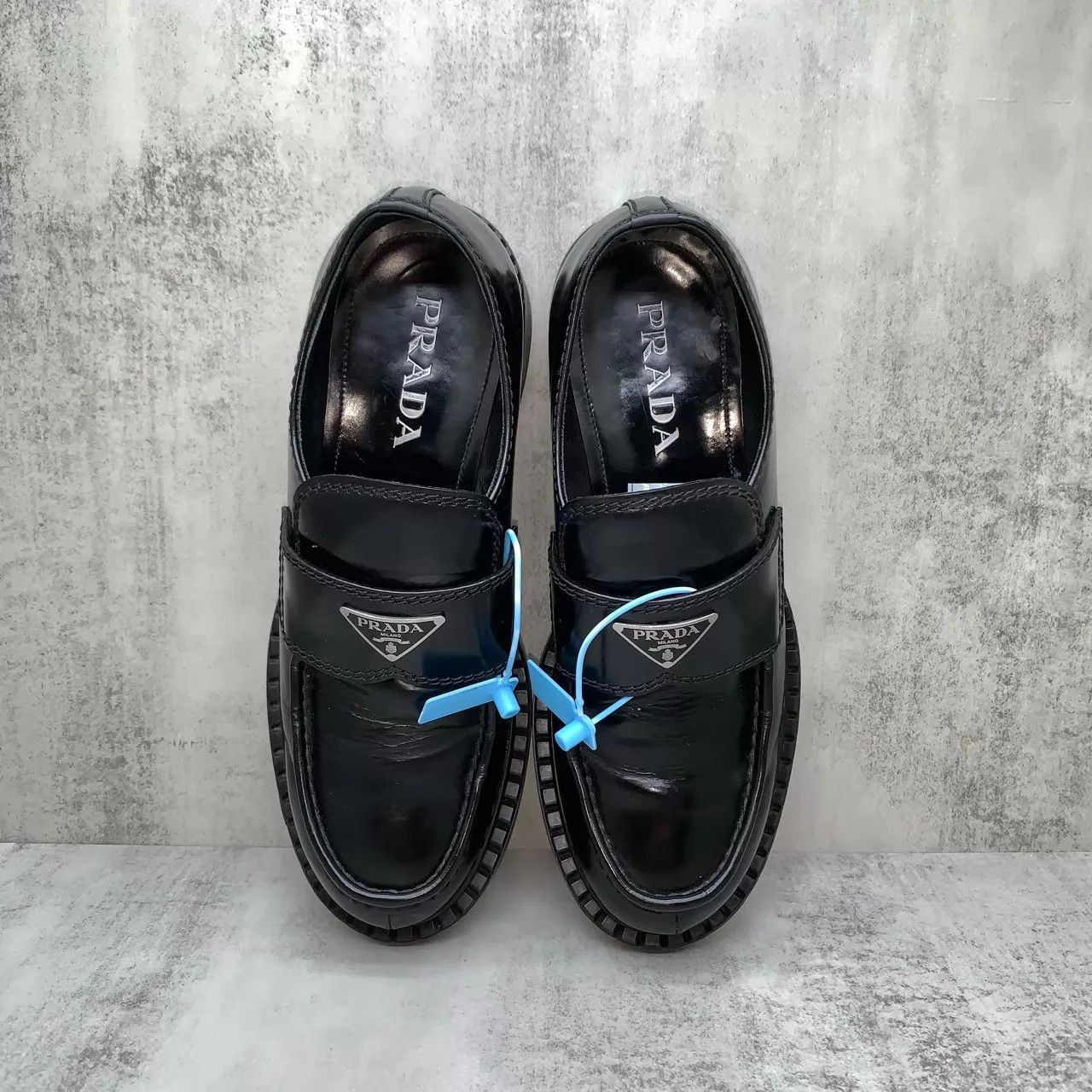Prada Black Leather Slip-On Loafers Size 8 Size US 8 / EU 41 - 6 Thumbnail