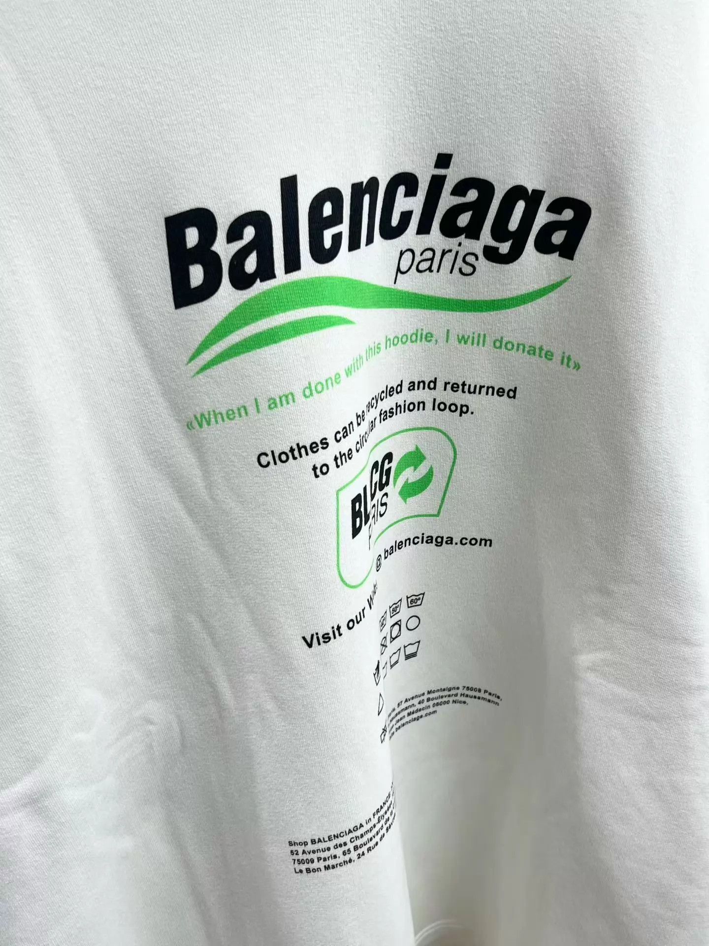 Balenciaga White Oversized Graphic Hoodie Size US S / EU 44-46 / 1 - 3 Thumbnail