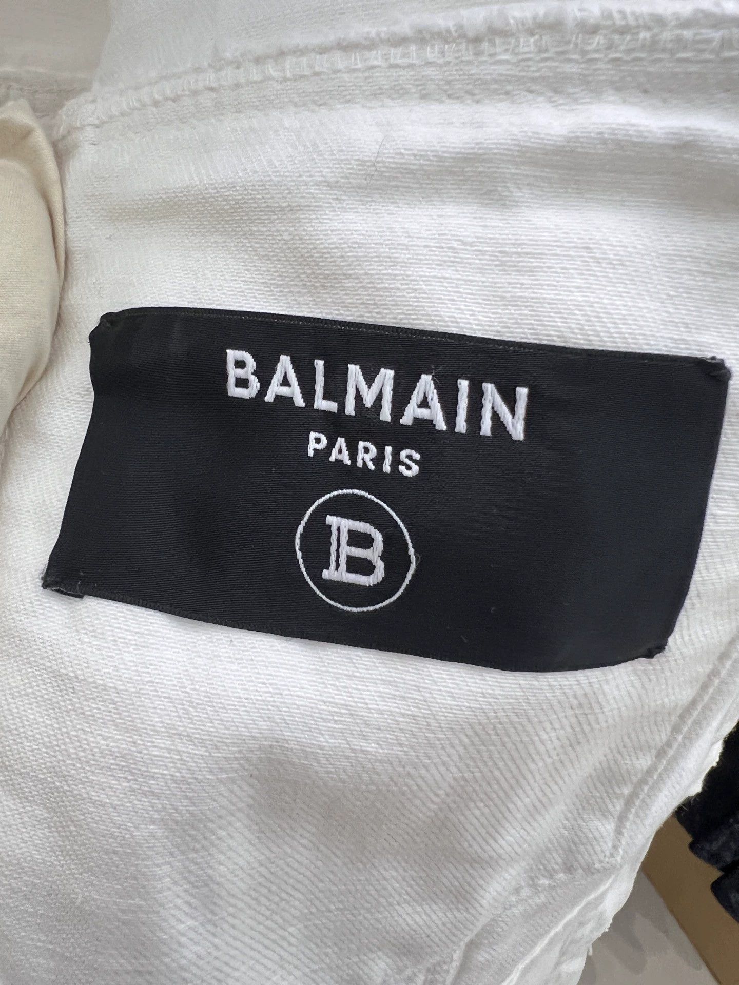 Balmain Distressed White Denim Jacket Size US M / EU 48-50 / 2 - 3 Thumbnail