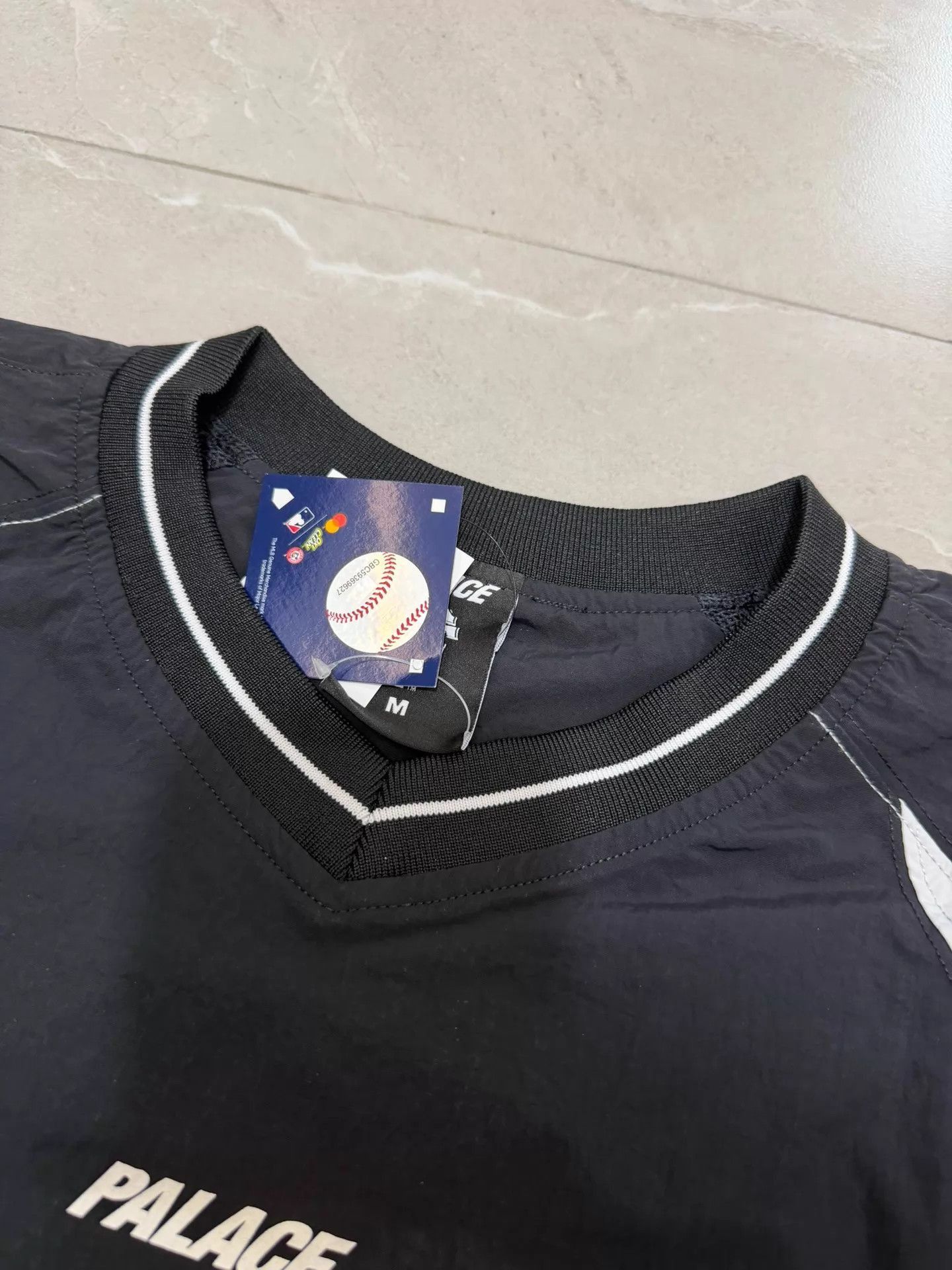 Palace Black Long Sleeve Giants Graphic Shirt Size US M / EU 48-50 / 2 - 4 Thumbnail