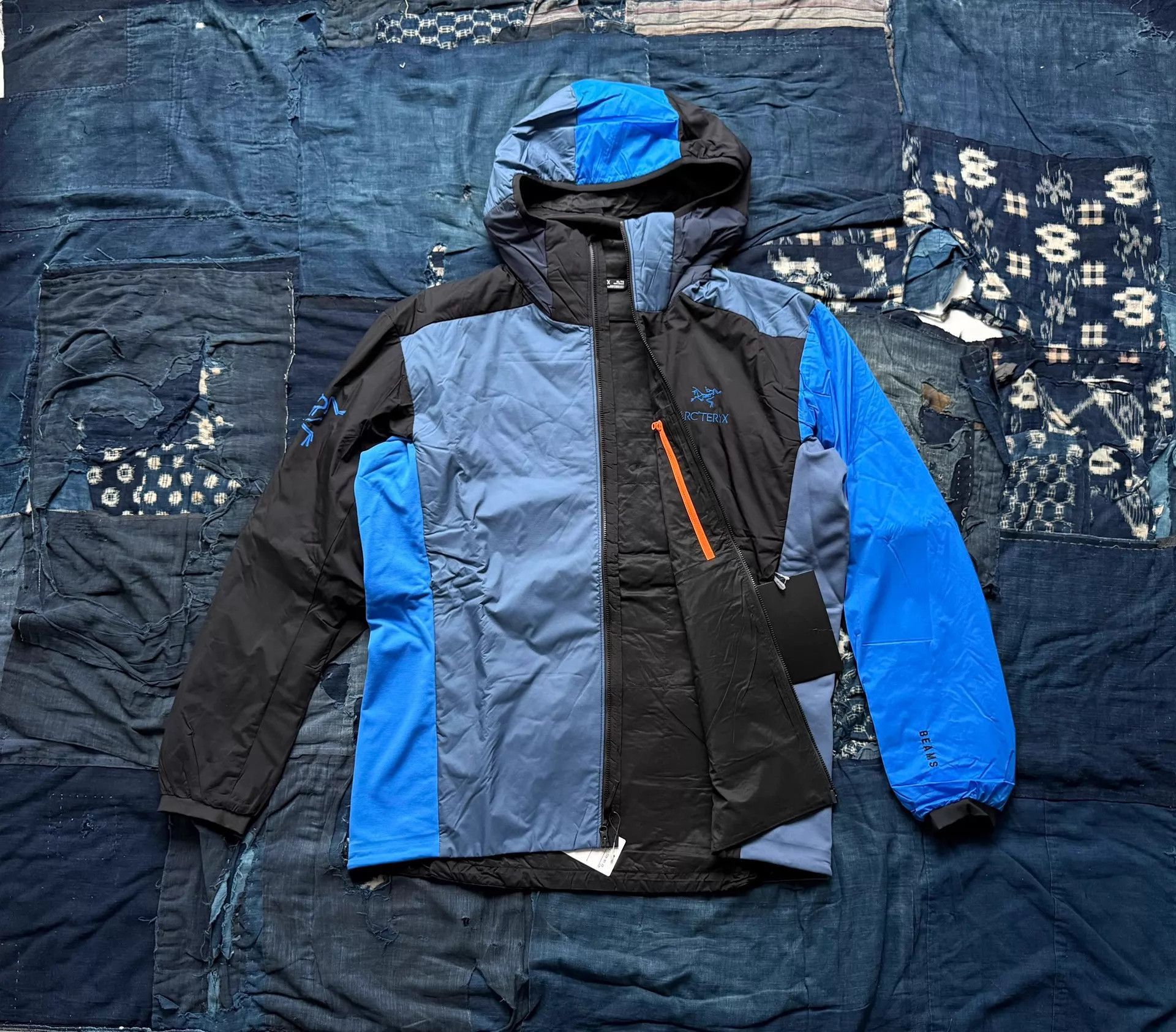 Arc'teryx Multi-Color Hooded Light Jacket XL Size US XL / EU 56 / 4 - 2 Thumbnail