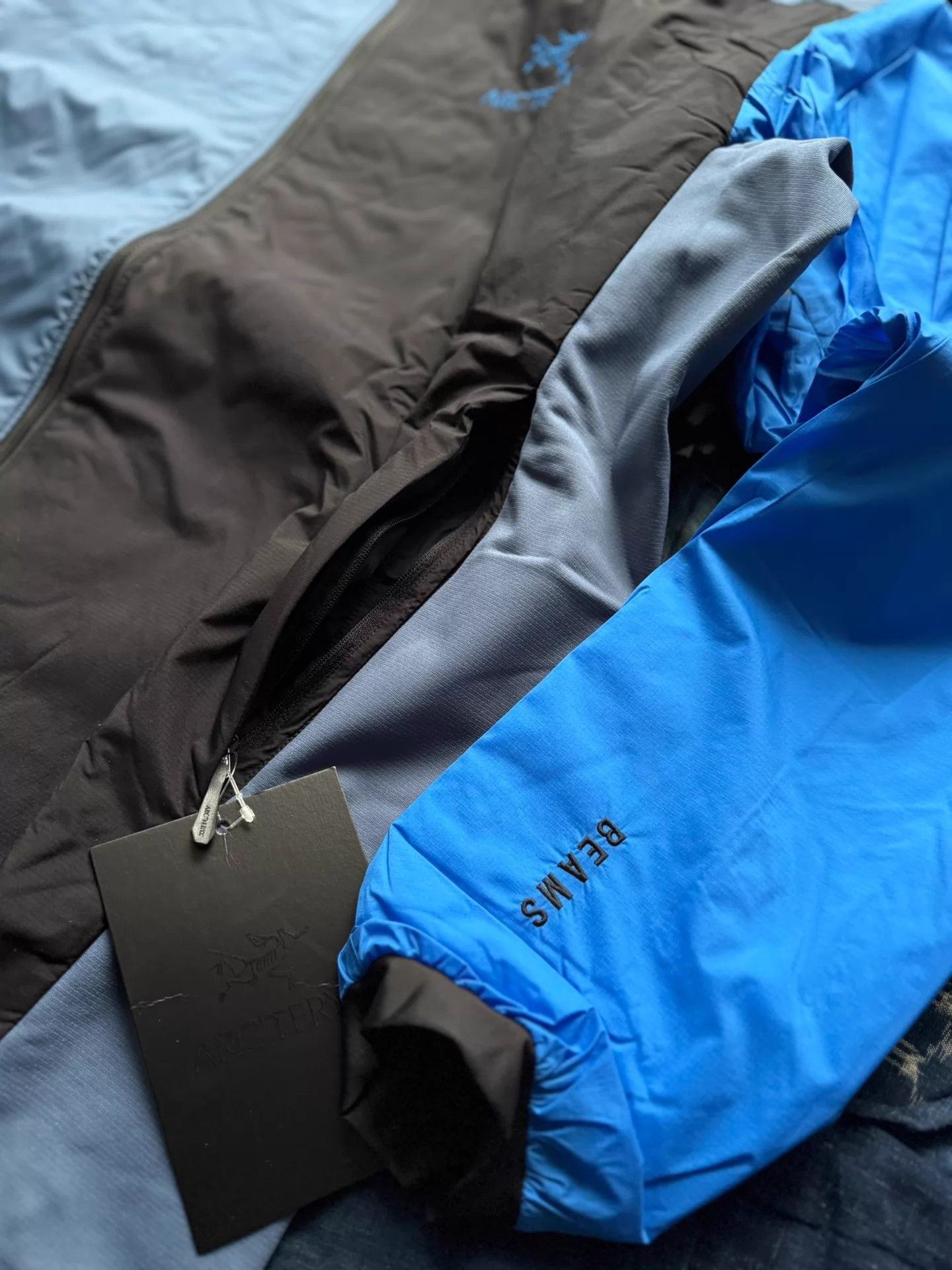 Arc'teryx Multi-Color Hooded Light Jacket XL Size US XL / EU 56 / 4 - 6 Thumbnail