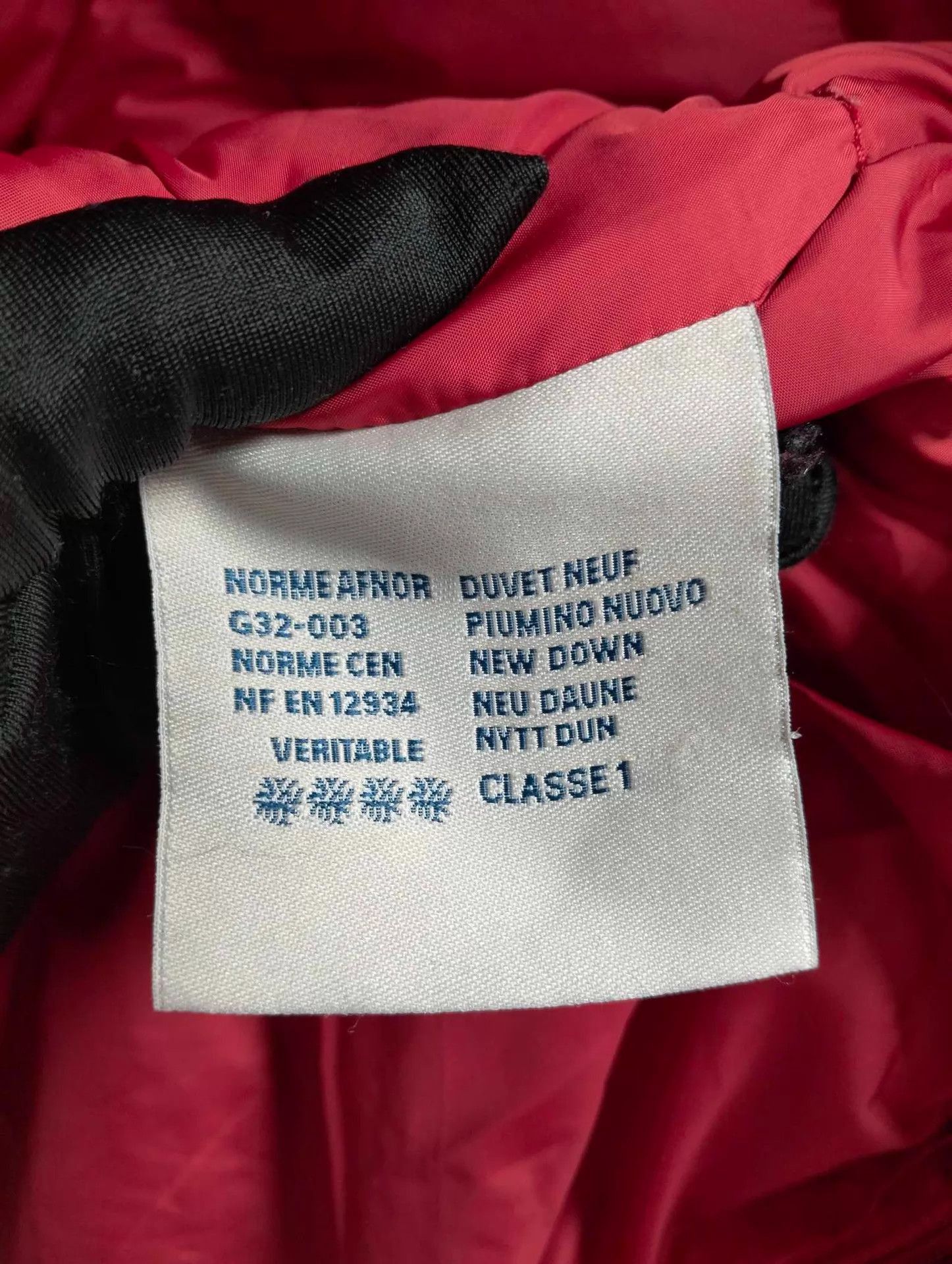 Moncler Red Puffer Jacket Size L Size US L / EU 52-54 / 3 - 4 Thumbnail