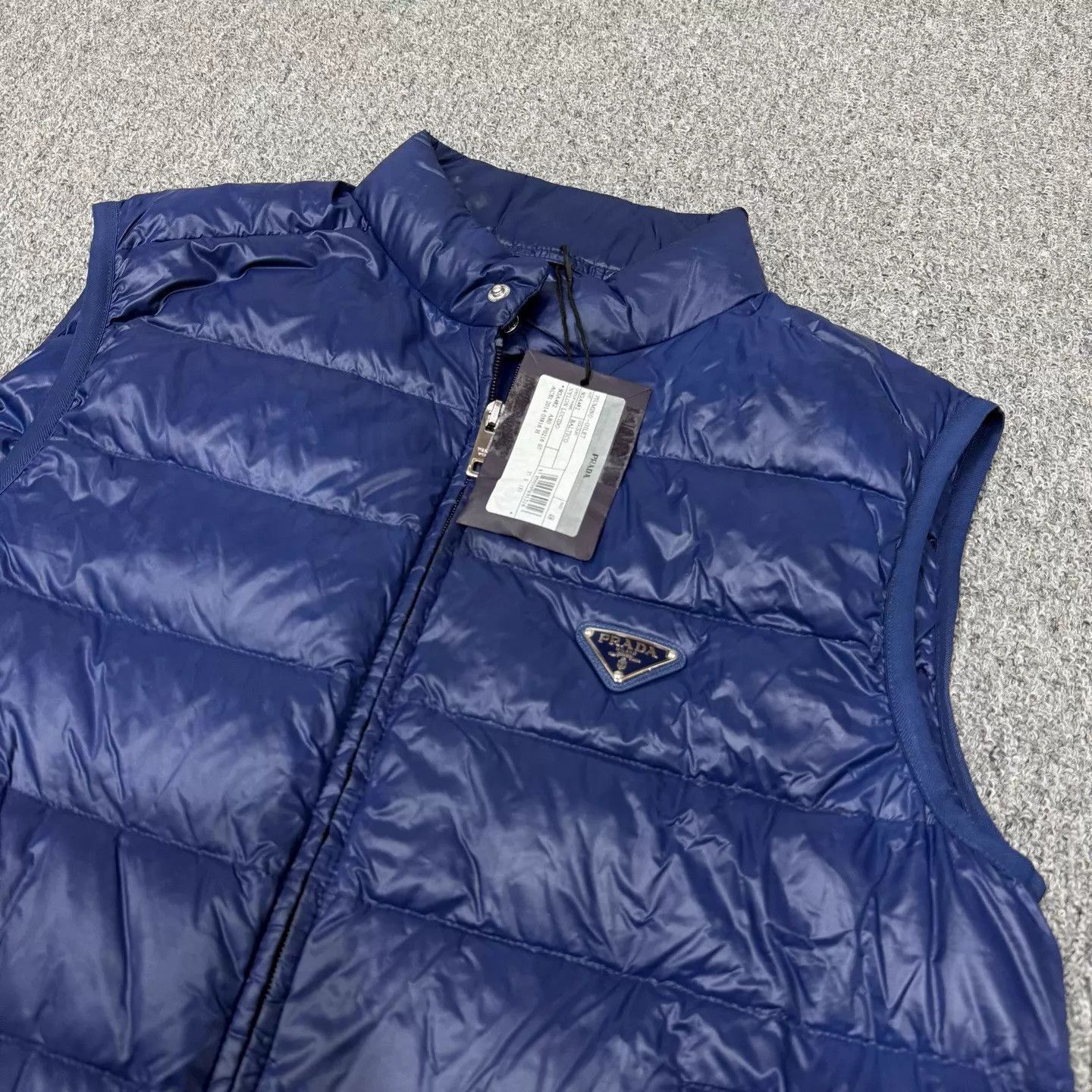 Prada Blue Puffer Vest - Size M Size US M / EU 48-50 / 2 - 4 Thumbnail
