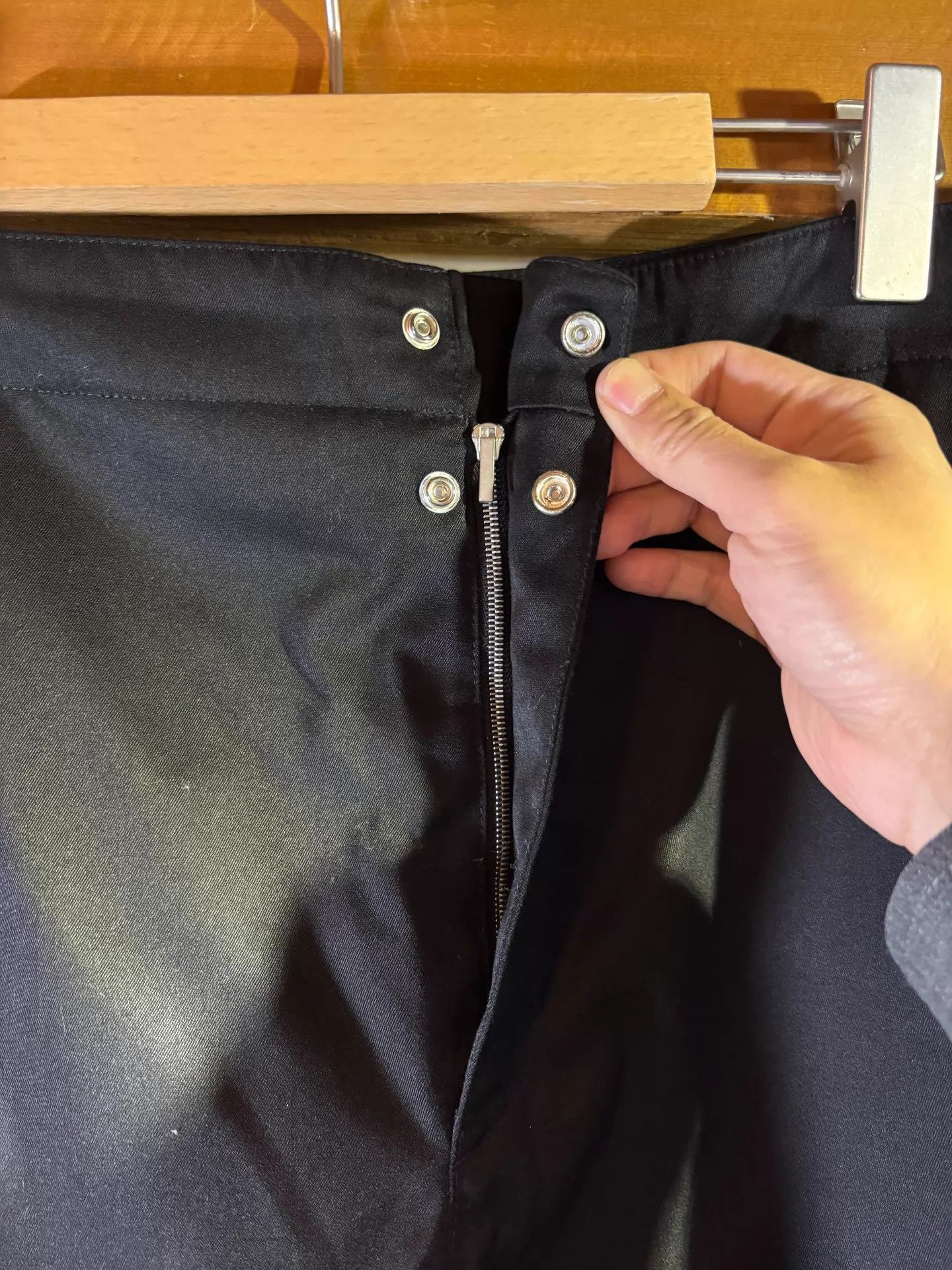 Jil Sander Black Casual Pants with Zip Details Size 32 Size US 32 / EU 48 - 2 Thumbnail
