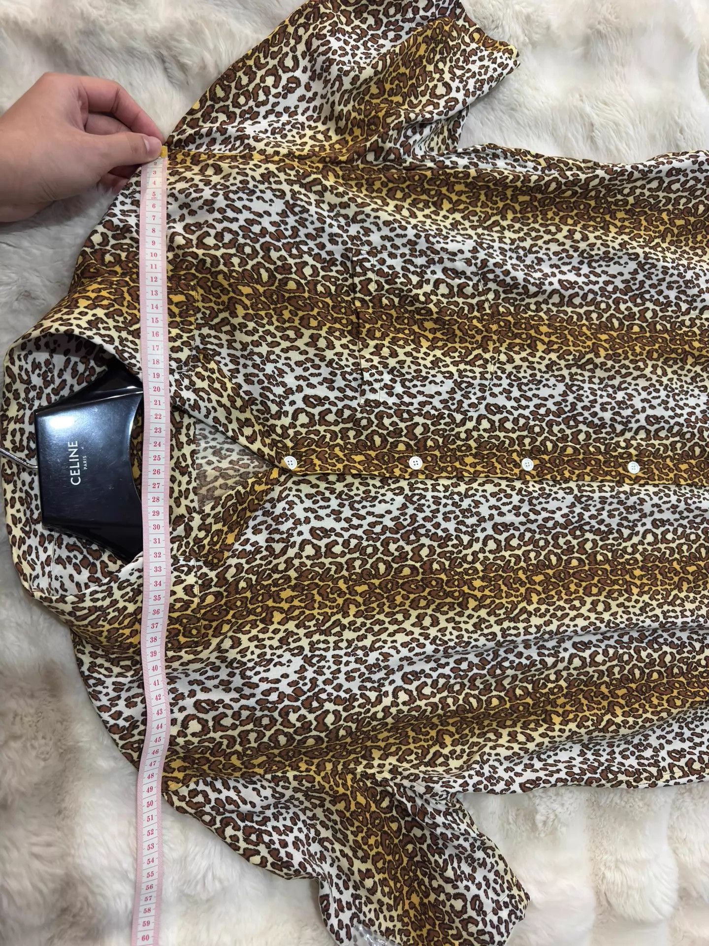 Celine Leopard Print Short Sleeve Button-Up Shirt Size US M / EU 48-50 / 2 - 7 Thumbnail
